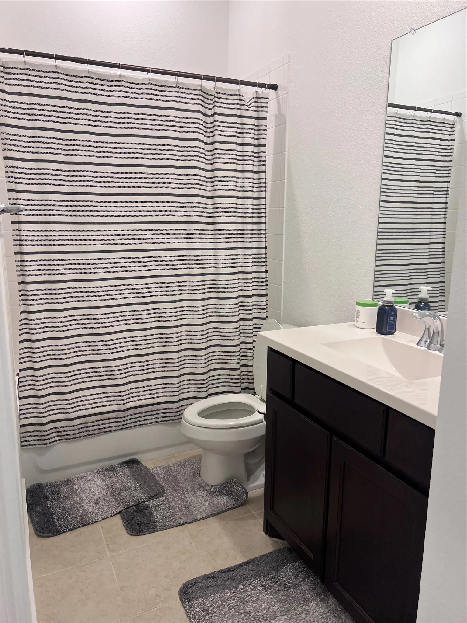 Single Family Residence For Rent in Kaufman County , 2452 Brightling Bend, Forney, Texas 75126, 5 Bedroom, 4 Bathroom, 2 Garage spaces, 3,200 Sqft, built in 2022, mls#21400008, Real Estate Agent in Forney, Homes For Rent in Kaufman county, Homes For Rent in Forney, Realtor in Forney Texas, Real Estate Brokerage Independent Realty Texas, Luminita Cordes Realtor