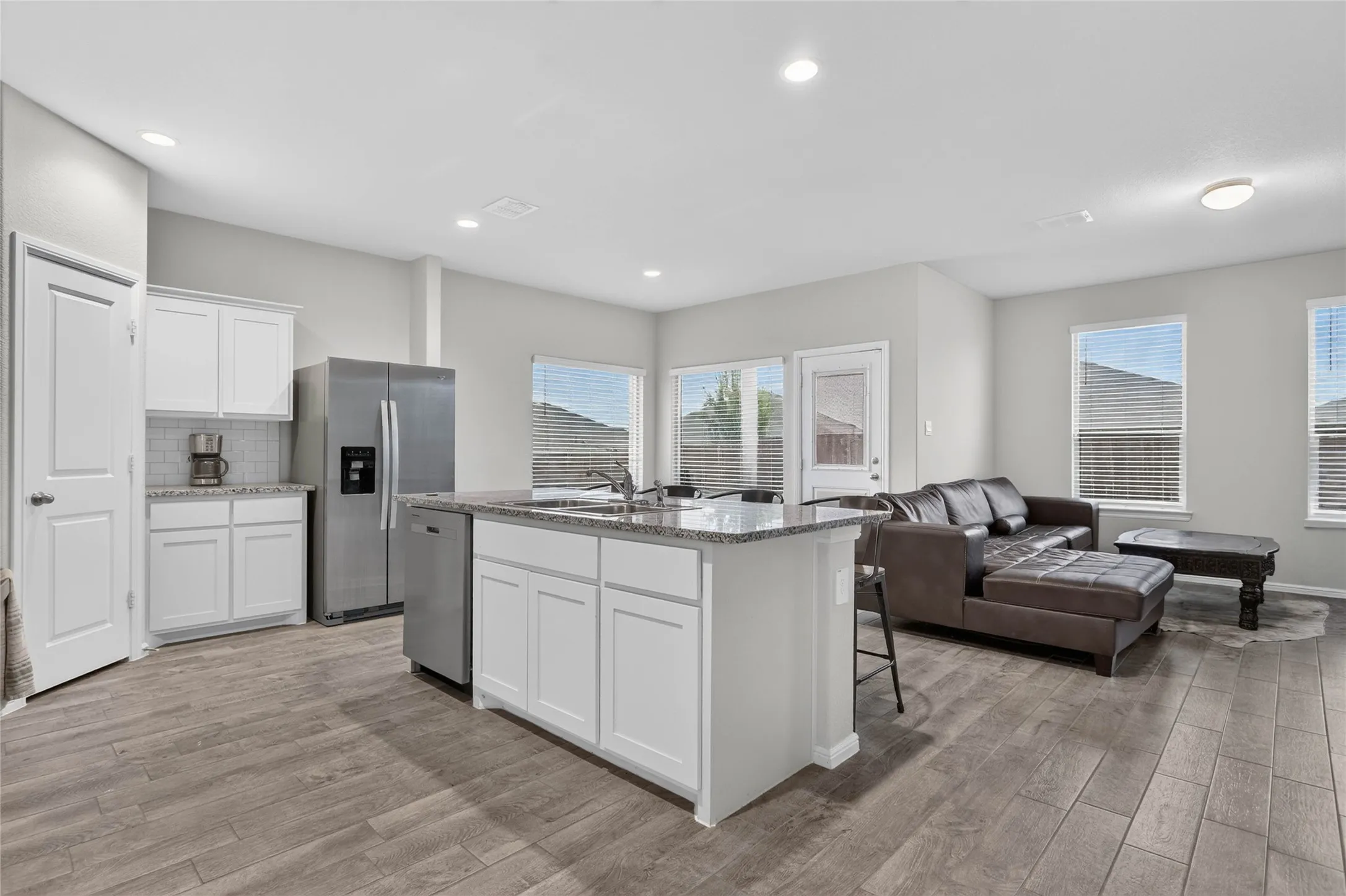 Single Family Residence For Sale in Wise County , 115 Azalea Court, Boyd, Texas 76023, 4 Bedroom, 2 Bathroom, 2 Garage spaces, 1,587 Sqft, built in 2024, mls#21402829, Real Estate Agent in Boyd, Homes For Sale in Wise county, Homes For Sale in Boyd, Realtor in Boyd Texas, Real Estate Brokerage Independent Realty Texas, Luminita Cordes Realtor