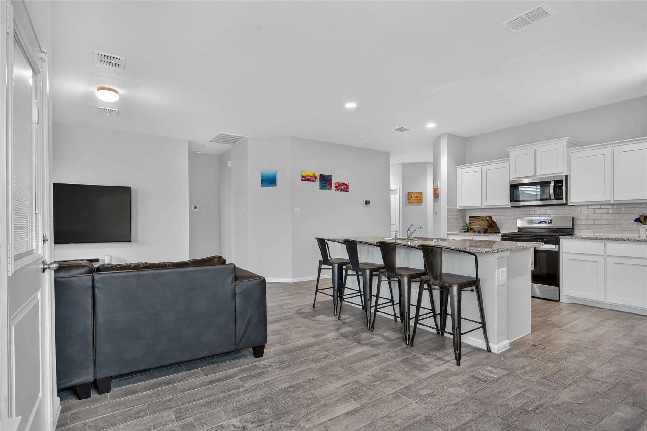 Single Family Residence For Sale in Wise County , 115 Azalea Court, Boyd, Texas 76023, 4 Bedroom, 2 Bathroom, 2 Garage spaces, 1,587 Sqft, built in 2024, mls#21402829, Real Estate Agent in Boyd, Homes For Sale in Wise county, Homes For Sale in Boyd, Realtor in Boyd Texas, Real Estate Brokerage Independent Realty Texas, Luminita Cordes Realtor