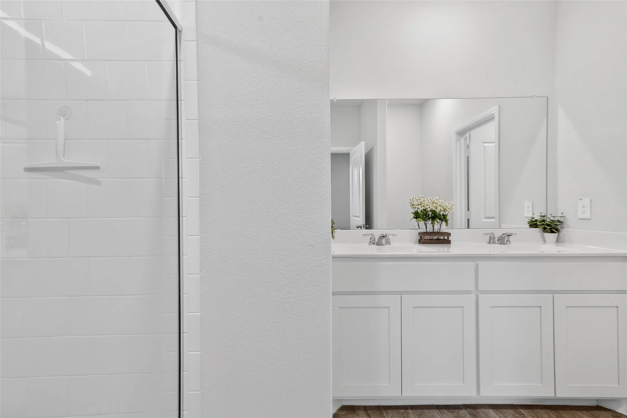 Single Family Residence For Sale in Wise County , 115 Azalea Court, Boyd, Texas 76023, 4 Bedroom, 2 Bathroom, 2 Garage spaces, 1,587 Sqft, built in 2024, mls#21402829, Real Estate Agent in Boyd, Homes For Sale in Wise county, Homes For Sale in Boyd, Realtor in Boyd Texas, Real Estate Brokerage Independent Realty Texas, Luminita Cordes Realtor