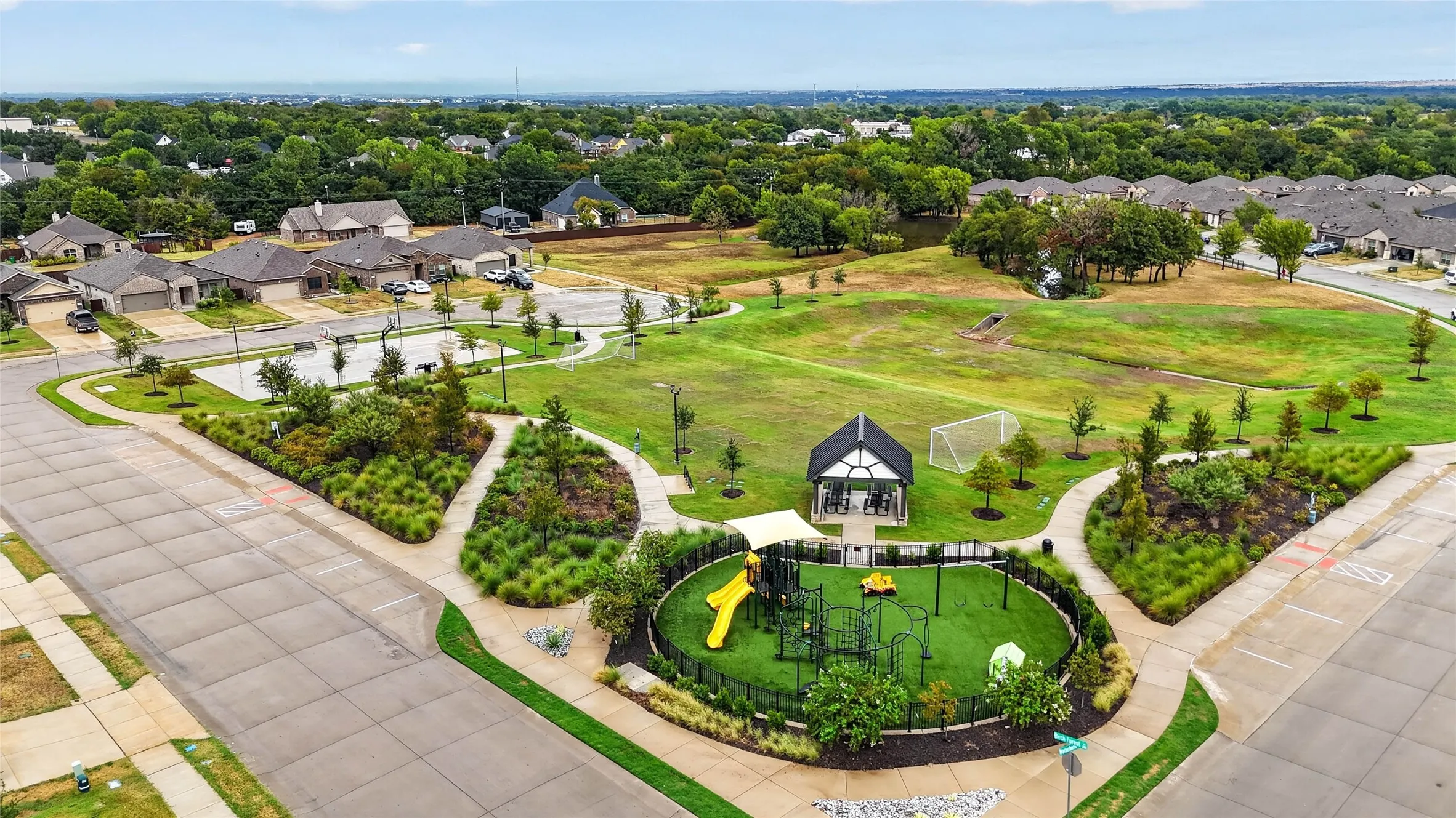 Single Family Residence For Sale in Wise County , 115 Azalea Court, Boyd, Texas 76023, 4 Bedroom, 2 Bathroom, 2 Garage spaces, 1,587 Sqft, built in 2024, mls#21402829, Real Estate Agent in Boyd, Homes For Sale in Wise county, Homes For Sale in Boyd, Realtor in Boyd Texas, Real Estate Brokerage Independent Realty Texas, Luminita Cordes Realtor
