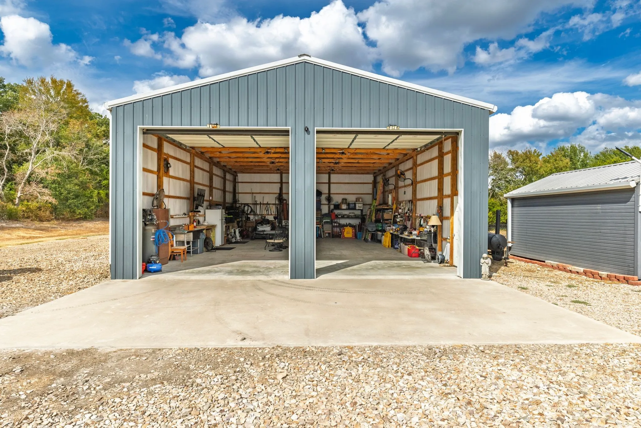 Single Family Residence For Sale in Delta County , 5349 Texas Highway 154, Cooper, Texas 75432, 3 Bedroom, 2 Bathroom, 1 Garage spaces, 2,400 Sqft, built in 2016, mls#21402635, Real Estate Agent in Cooper, Homes For Sale in Delta county, Homes For Sale in Cooper, Realtor in Cooper Texas, Real Estate Brokerage Independent Realty Texas, Luminita Cordes Realtor