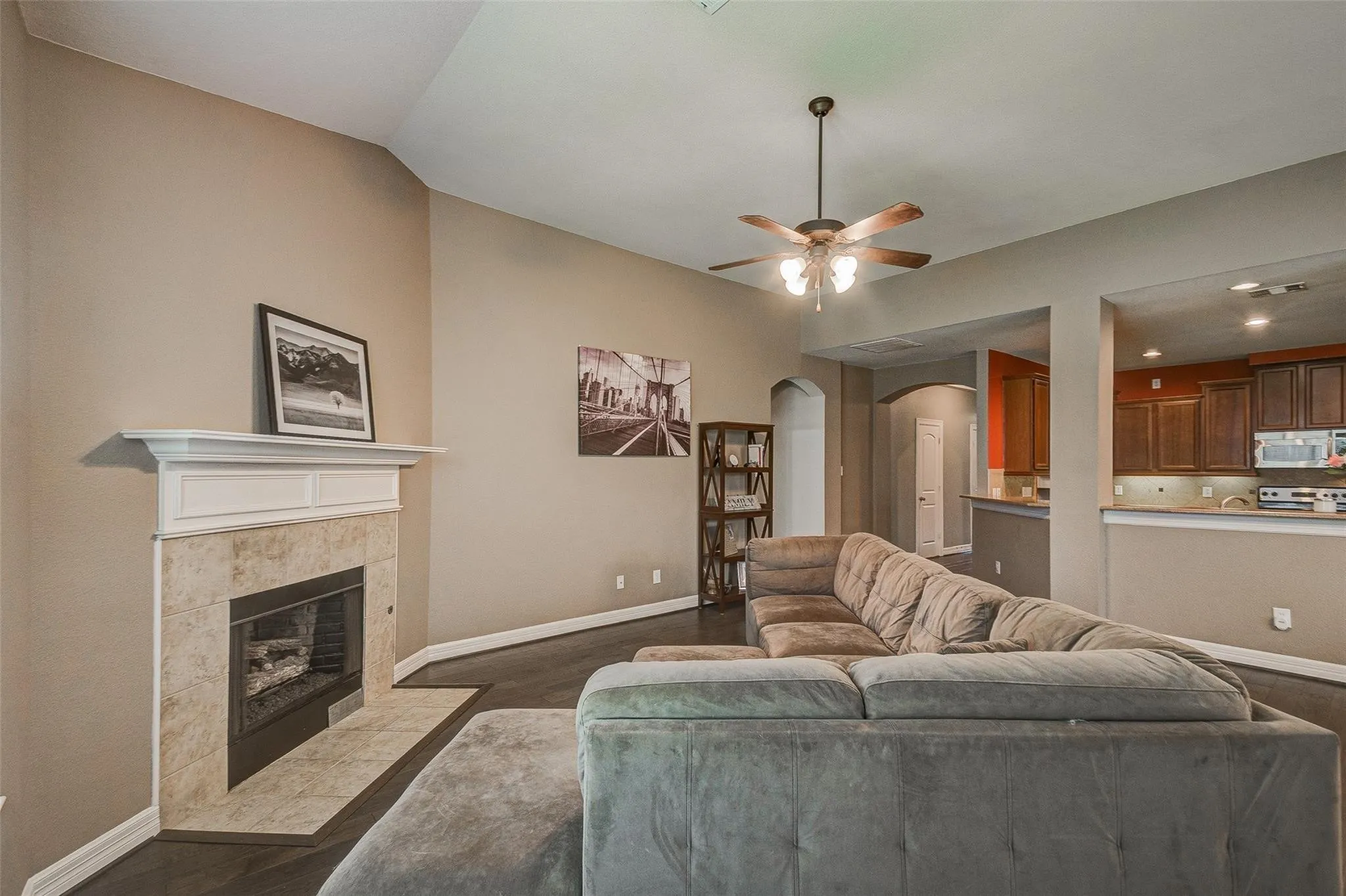 Single Family Residence For Rent in Collin County , 3505 Copper Ridge Drive, Mc Kinney, Texas 75070, 4 Bedroom, 4 Bathroom, 2 Garage spaces, 3,077 Sqft, built in 2005, mls#21402833, Real Estate Agent in Mc Kinney, Homes For Rent in Collin county, Homes For Rent in Mc Kinney, Realtor in Mc Kinney Texas, Real Estate Brokerage Independent Realty Texas, Luminita Cordes Realtor