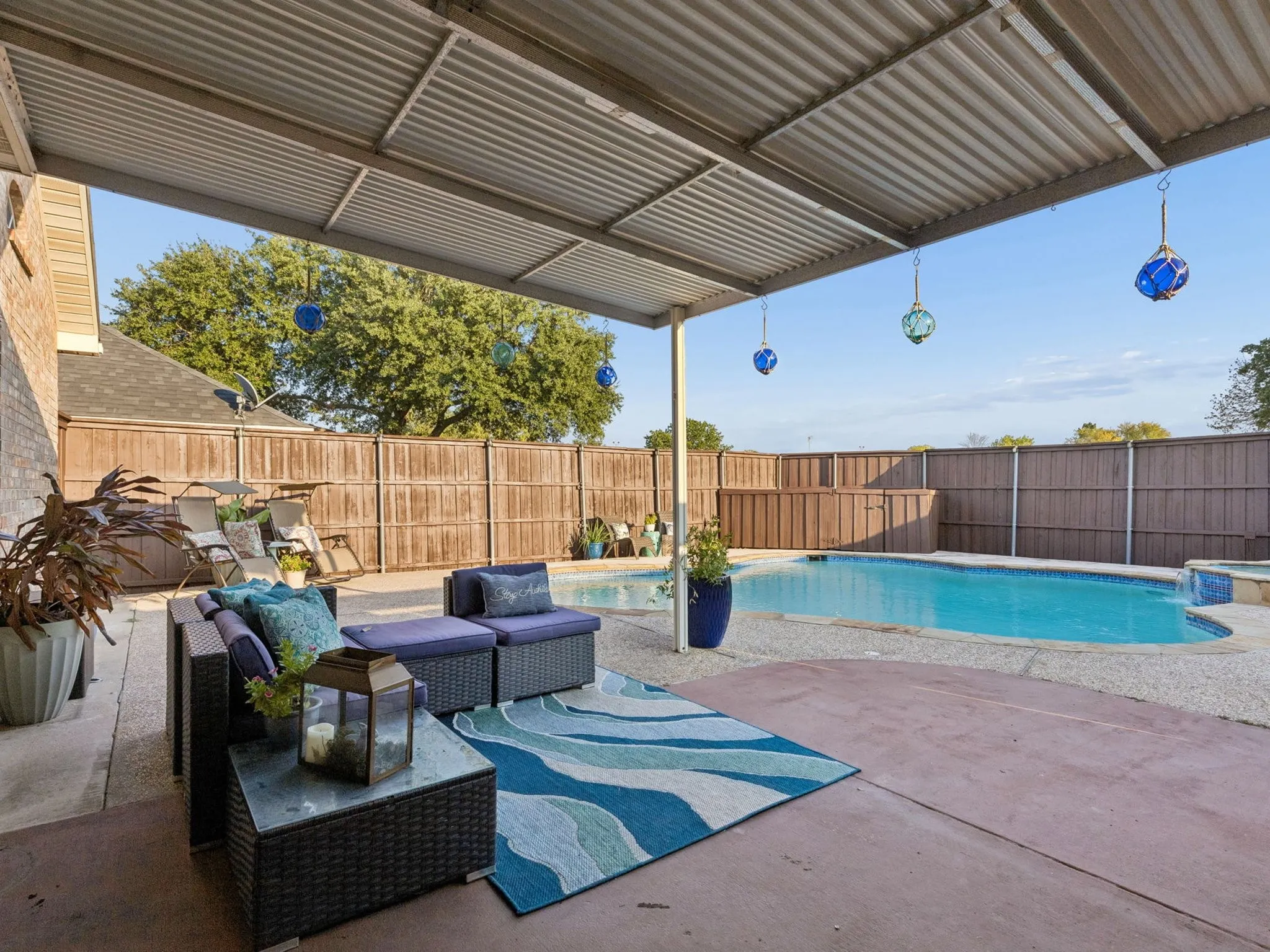 Single Family Residence For Sale in Dallas County , 1008 E Grubb Drive, Mesquite, Texas 75149, 3 Bedroom, 2 Bathroom, 2 Garage spaces, 2,495 Sqft, built in 1994, mls#21401168, Real Estate Agent in Mesquite, Homes For Sale in Dallas county, Homes For Sale in Mesquite, Realtor in Mesquite Texas, Real Estate Brokerage Independent Realty Texas, Luminita Cordes Realtor