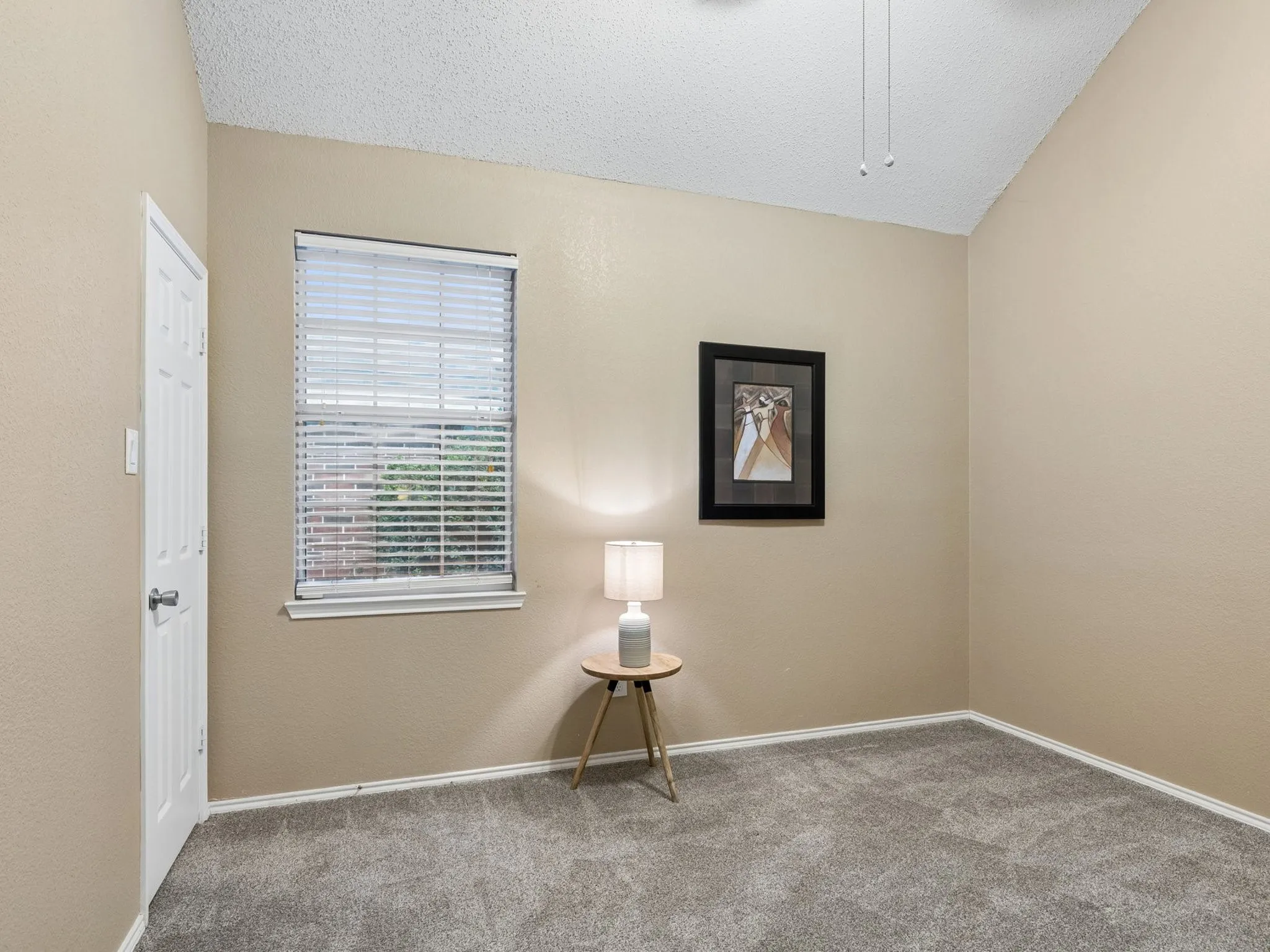 Single Family Residence For Sale in Dallas County , 1008 E Grubb Drive, Mesquite, Texas 75149, 3 Bedroom, 2 Bathroom, 2 Garage spaces, 2,495 Sqft, built in 1994, mls#21401168, Real Estate Agent in Mesquite, Homes For Sale in Dallas county, Homes For Sale in Mesquite, Realtor in Mesquite Texas, Real Estate Brokerage Independent Realty Texas, Luminita Cordes Realtor