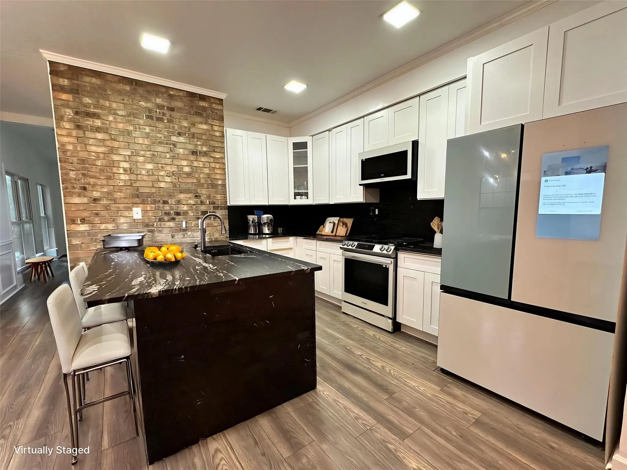 Single Family Residence For Sale in Denton County , 2909 Gainesborough Drive, Dallas, Texas 75287, 4 Bedroom, 3 Bathroom, 2 Garage spaces, 2,656 Sqft, built in 1984, mls#21402844, Real Estate Agent in Dallas, Homes For Sale in Denton county, Homes For Sale in Dallas, Realtor in Dallas Texas, Real Estate Brokerage Independent Realty Texas, Luminita Cordes Realtor
