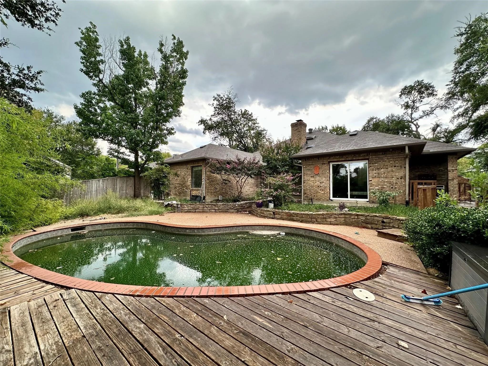 Single Family Residence For Sale in Denton County , 2909 Gainesborough Drive, Dallas, Texas 75287, 4 Bedroom, 3 Bathroom, 2 Garage spaces, 2,656 Sqft, built in 1984, mls#21402844, Real Estate Agent in Dallas, Homes For Sale in Denton county, Homes For Sale in Dallas, Realtor in Dallas Texas, Real Estate Brokerage Independent Realty Texas, Luminita Cordes Realtor