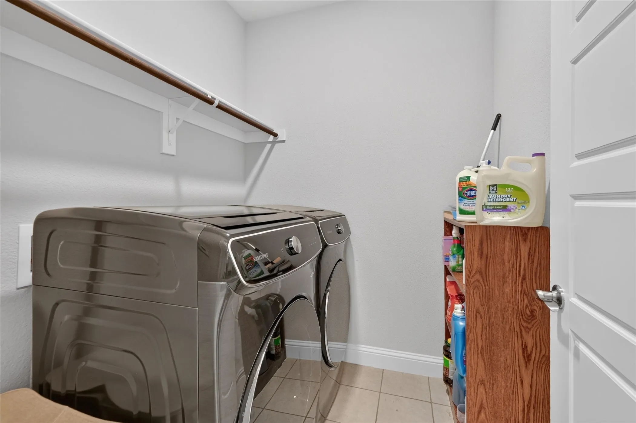 Single Family Residence For Sale in Grayson County , 2613 Saint Lawrence Drive, Sherman, Texas 75092, 4 Bedroom, 4 Bathroom, 3 Garage spaces, 3,230 Sqft, built in 2022, mls#21394126, Real Estate Agent in Sherman, Homes For Sale in Grayson county, Homes For Sale in Sherman, Realtor in Sherman Texas, Real Estate Brokerage Independent Realty Texas, Luminita Cordes Realtor