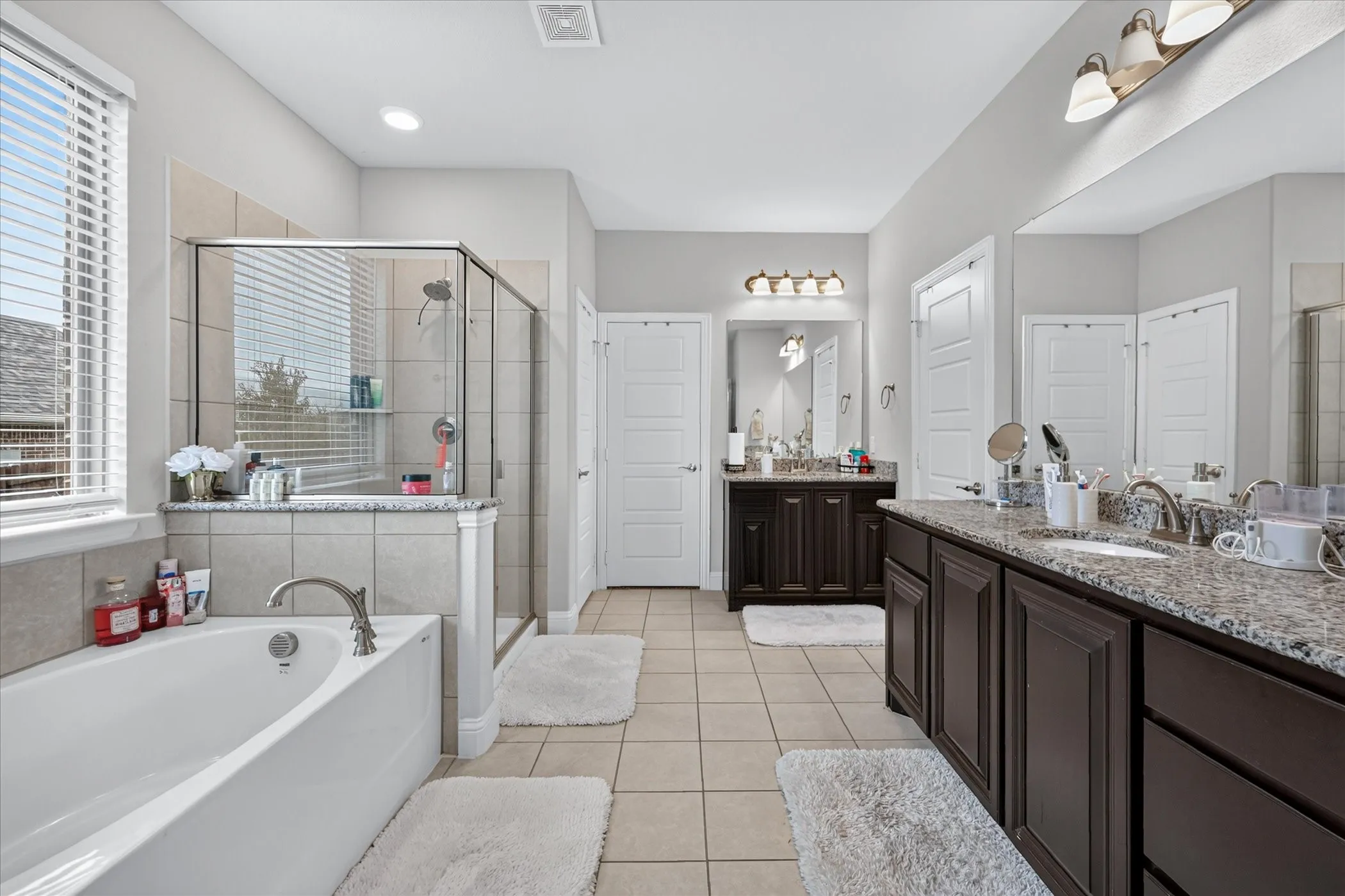 Single Family Residence For Sale in Grayson County , 2613 Saint Lawrence Drive, Sherman, Texas 75092, 4 Bedroom, 4 Bathroom, 3 Garage spaces, 3,230 Sqft, built in 2022, mls#21394126, Real Estate Agent in Sherman, Homes For Sale in Grayson county, Homes For Sale in Sherman, Realtor in Sherman Texas, Real Estate Brokerage Independent Realty Texas, Luminita Cordes Realtor