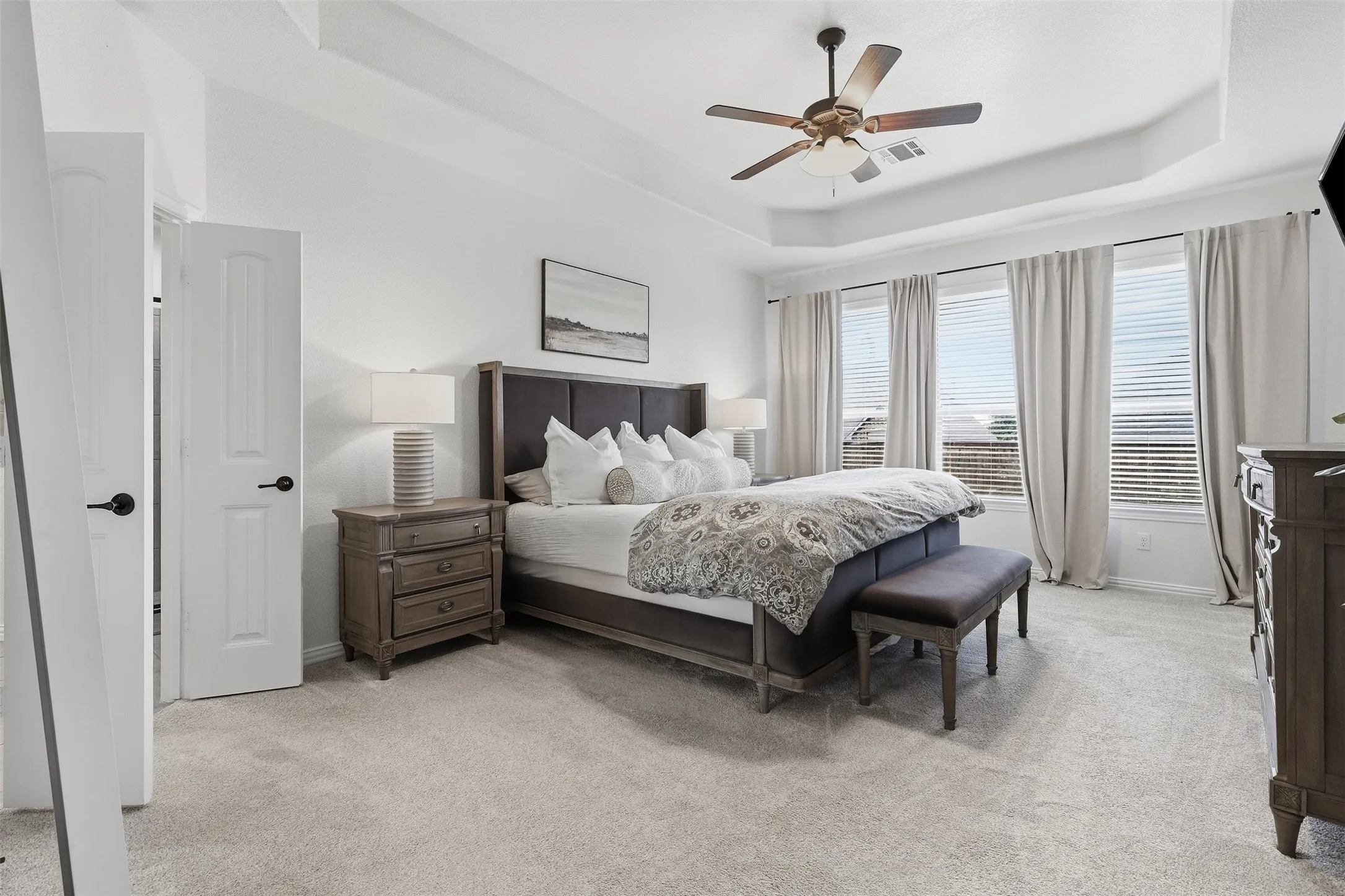 Single Family Residence For Sale in Johnson County , 1152 Blue Sky Lane, Burleson, Texas 76058, 3 Bedroom, 2 Bathroom, 2 Garage spaces, 2,290 Sqft, built in 2015, mls#21399970, Real Estate Agent in Burleson, Homes For Sale in Johnson county, Homes For Sale in Burleson, Realtor in Burleson Texas, Real Estate Brokerage Independent Realty Texas, Luminita Cordes Realtor