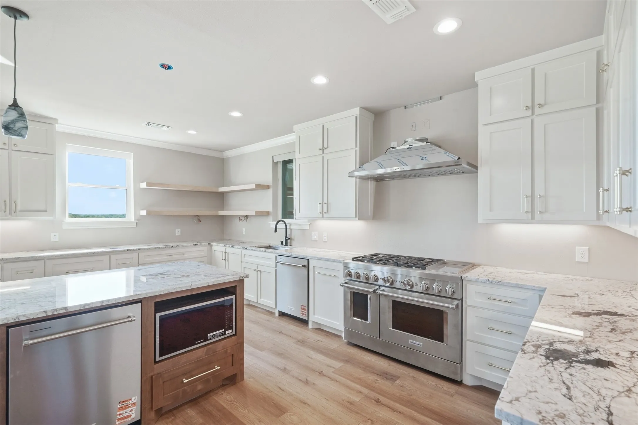 Single Family Residence For Sale in Fannin County , 1345 Fm 272, Leonard, Texas 75452, 3 Bedroom, 4 Bathroom, 3 Garage spaces, 7,260 Sqft, built in 2026, mls#21394646, Real Estate Agent in Leonard, Homes For Sale in Fannin county, Homes For Sale in Leonard, Realtor in Leonard Texas, Real Estate Brokerage Independent Realty Texas, Luminita Cordes Realtor
