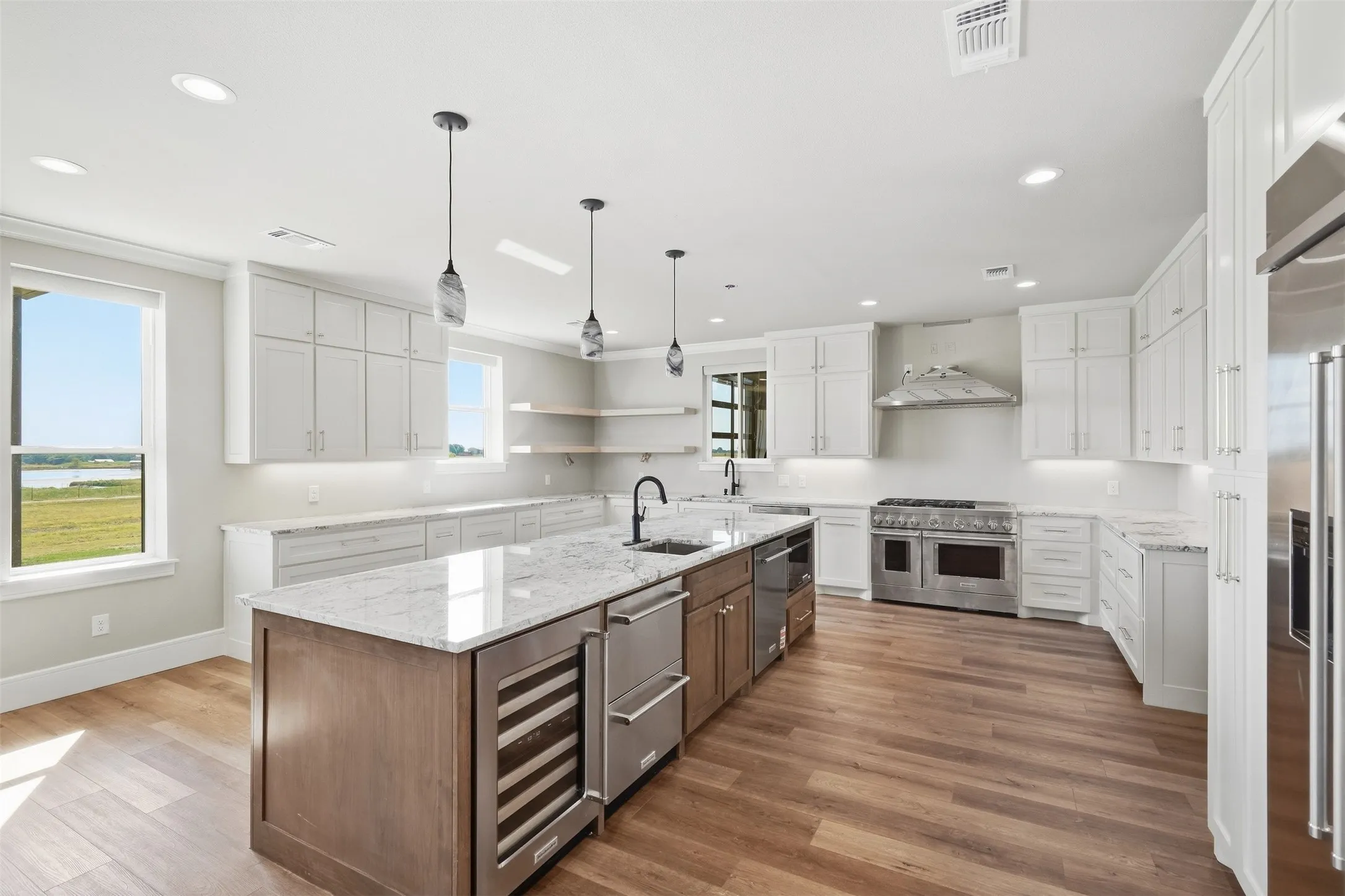 Single Family Residence For Sale in Fannin County , 1345 Fm 272, Leonard, Texas 75452, 3 Bedroom, 4 Bathroom, 3 Garage spaces, 7,260 Sqft, built in 2026, mls#21394646, Real Estate Agent in Leonard, Homes For Sale in Fannin county, Homes For Sale in Leonard, Realtor in Leonard Texas, Real Estate Brokerage Independent Realty Texas, Luminita Cordes Realtor