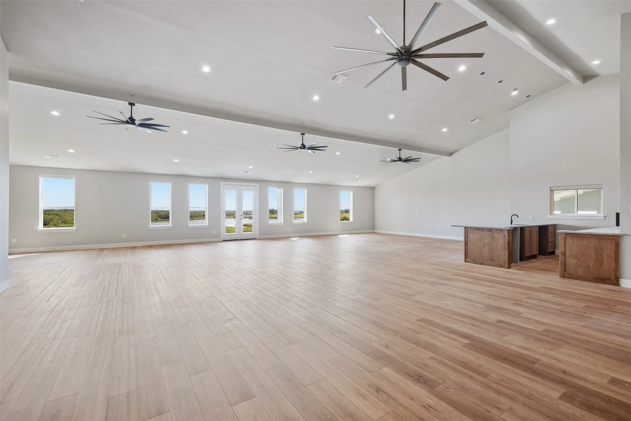 Single Family Residence For Sale in Fannin County , 1345 Fm 272, Leonard, Texas 75452, 3 Bedroom, 4 Bathroom, 3 Garage spaces, 7,260 Sqft, built in 2026, mls#21394646, Real Estate Agent in Leonard, Homes For Sale in Fannin county, Homes For Sale in Leonard, Realtor in Leonard Texas, Real Estate Brokerage Independent Realty Texas, Luminita Cordes Realtor