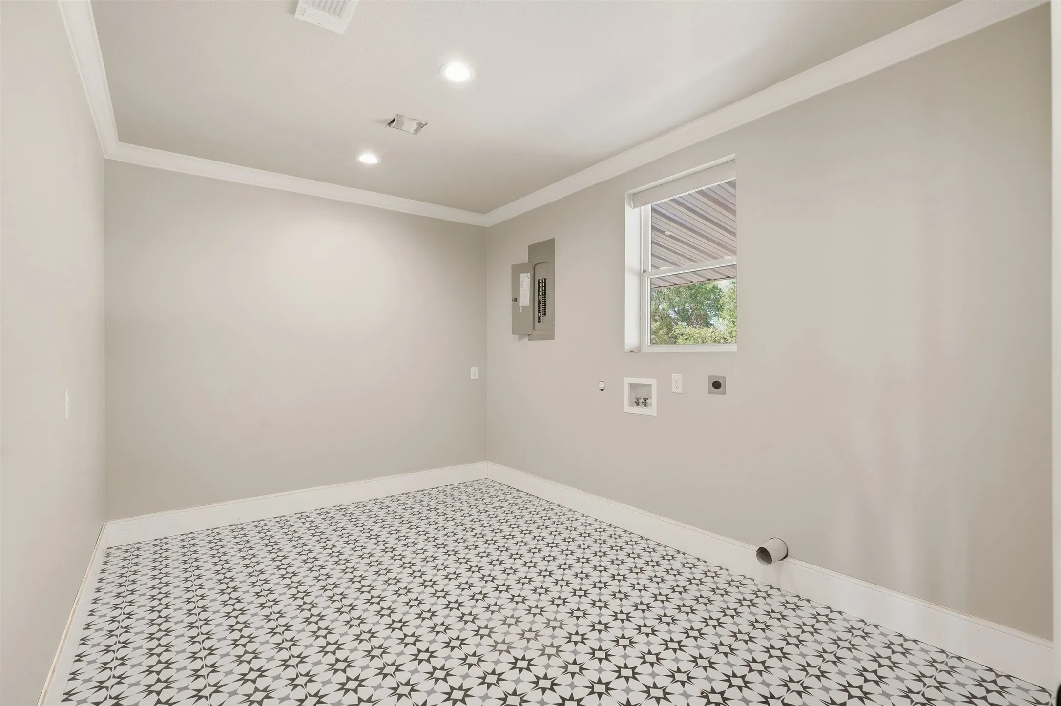 Single Family Residence For Sale in Fannin County , 1345 Fm 272, Leonard, Texas 75452, 3 Bedroom, 4 Bathroom, 3 Garage spaces, 7,260 Sqft, built in 2026, mls#21394646, Real Estate Agent in Leonard, Homes For Sale in Fannin county, Homes For Sale in Leonard, Realtor in Leonard Texas, Real Estate Brokerage Independent Realty Texas, Luminita Cordes Realtor