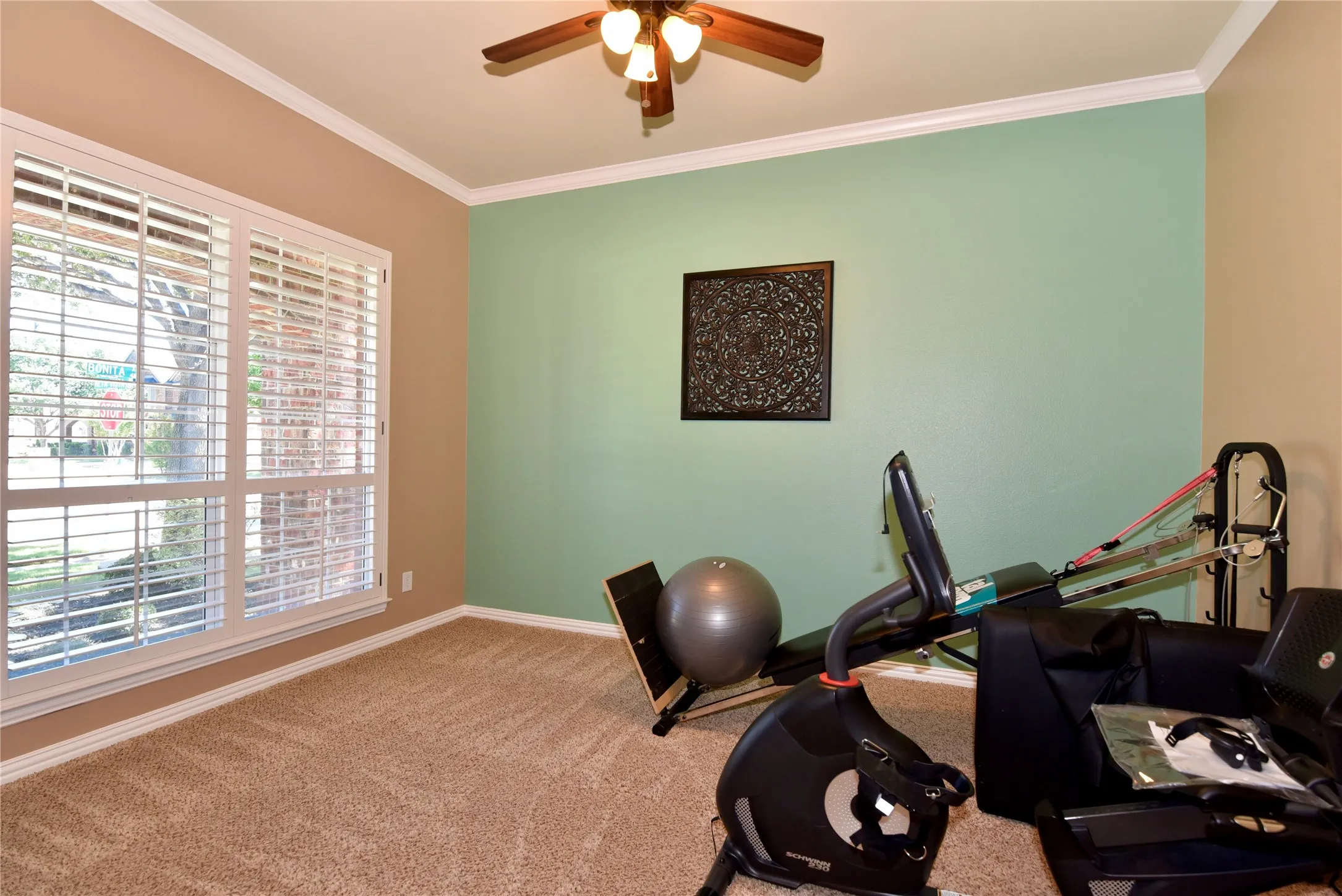 Single Family Residence For Sale in Denton County , 4124 Bonita Avenue, Denton, Texas 76210, 3 Bedroom, 3 Bathroom, 2 Garage spaces, 3,275 Sqft, built in 2011, mls#21398116, Real Estate Agent in Denton, Homes For Sale in Denton county, Homes For Sale in Denton, Realtor in Denton Texas, Real Estate Brokerage Independent Realty Texas, Luminita Cordes Realtor