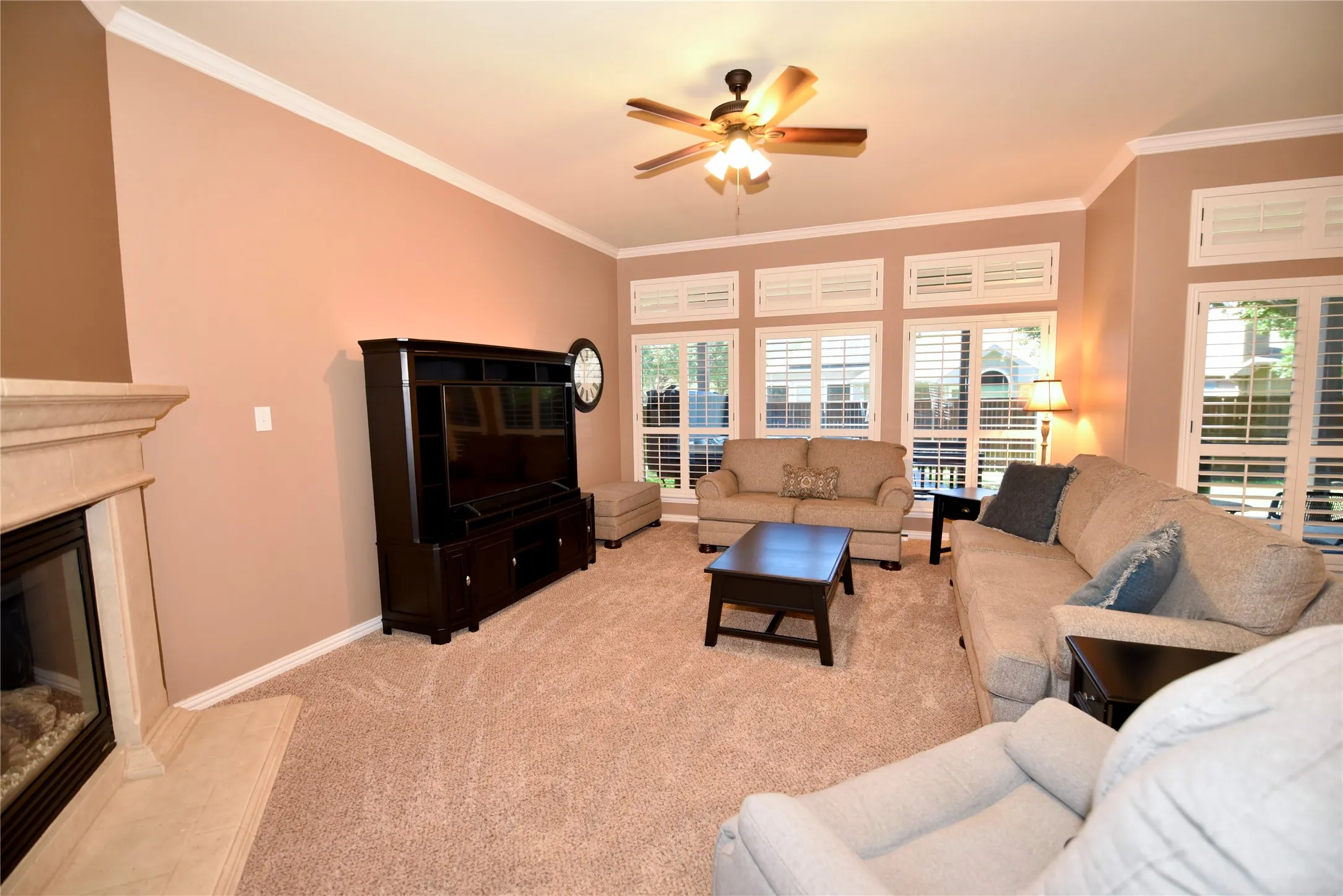 Single Family Residence For Sale in Denton County , 4124 Bonita Avenue, Denton, Texas 76210, 3 Bedroom, 3 Bathroom, 2 Garage spaces, 3,275 Sqft, built in 2011, mls#21398116, Real Estate Agent in Denton, Homes For Sale in Denton county, Homes For Sale in Denton, Realtor in Denton Texas, Real Estate Brokerage Independent Realty Texas, Luminita Cordes Realtor