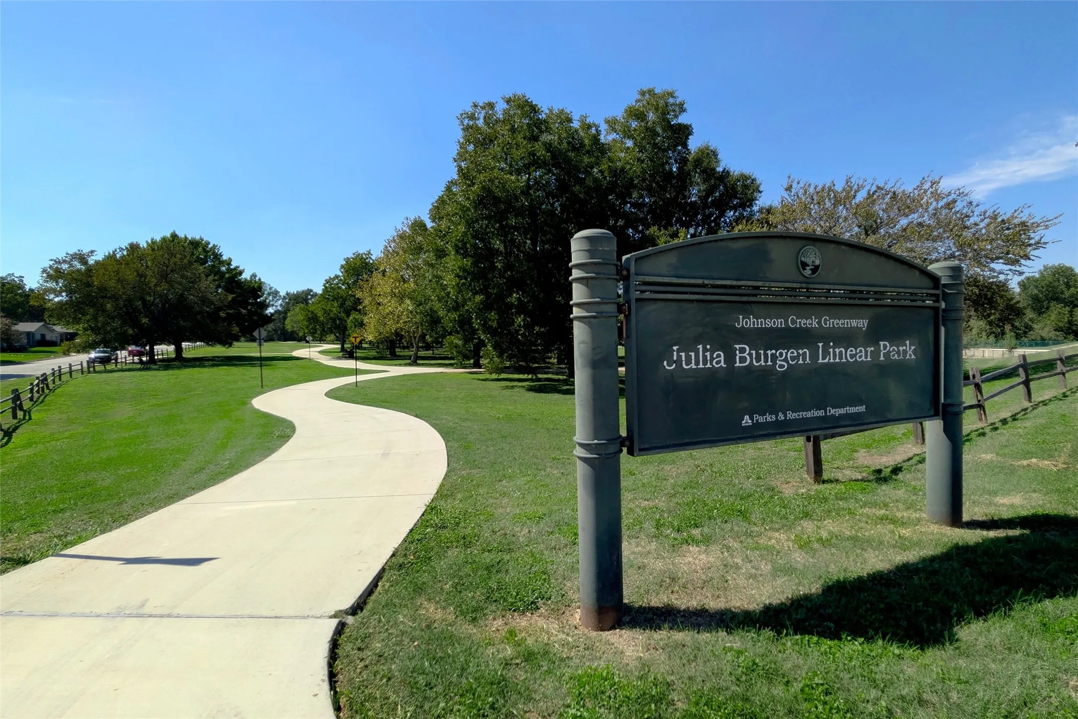 Julia Burgen Linear Park is a 3 minute drive.
