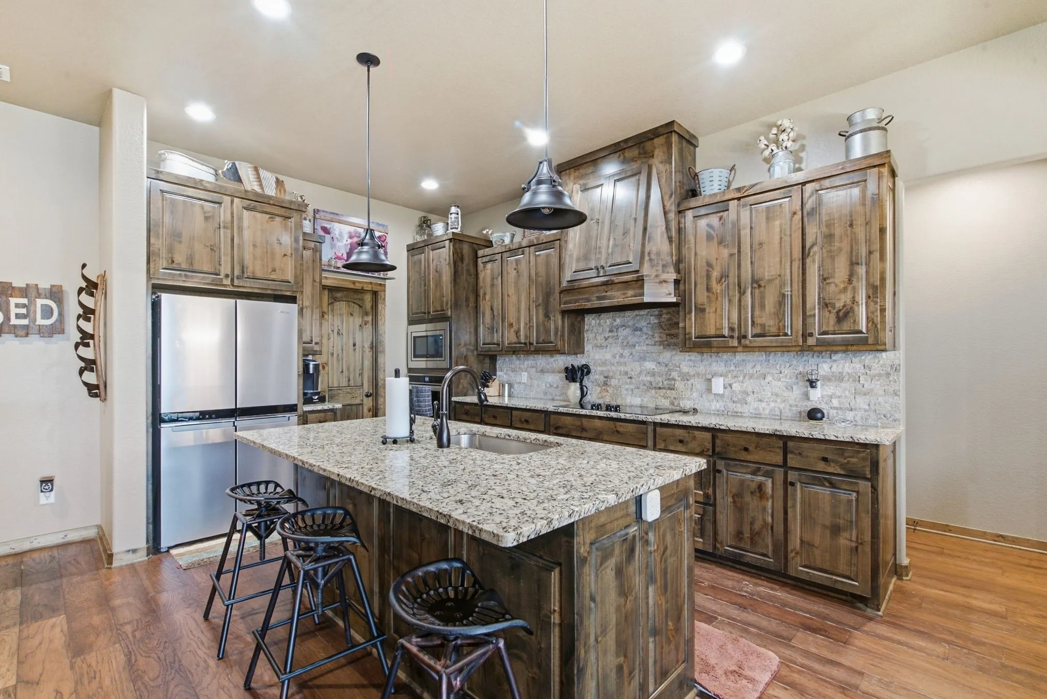 Single Family Residence For Sale in Parker County , 133 Kingston Lane, Weatherford, Texas 76087, 4 Bedroom, 2 Bathroom, 2 Garage spaces, 2,047 Sqft, built in 2020, mls#21396618, Real Estate Agent in Weatherford, Homes For Sale in Parker county, Homes For Sale in Weatherford, Realtor in Weatherford Texas, Real Estate Brokerage Independent Realty Texas, Luminita Cordes Realtor