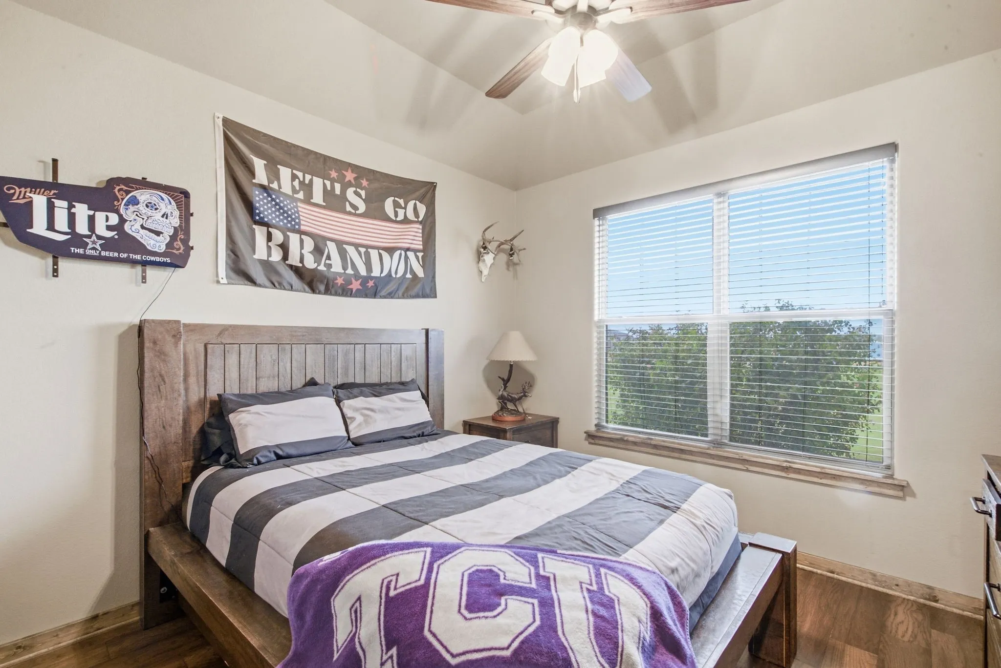 Single Family Residence For Sale in Parker County , 133 Kingston Lane, Weatherford, Texas 76087, 4 Bedroom, 2 Bathroom, 2 Garage spaces, 2,047 Sqft, built in 2020, mls#21396618, Real Estate Agent in Weatherford, Homes For Sale in Parker county, Homes For Sale in Weatherford, Realtor in Weatherford Texas, Real Estate Brokerage Independent Realty Texas, Luminita Cordes Realtor