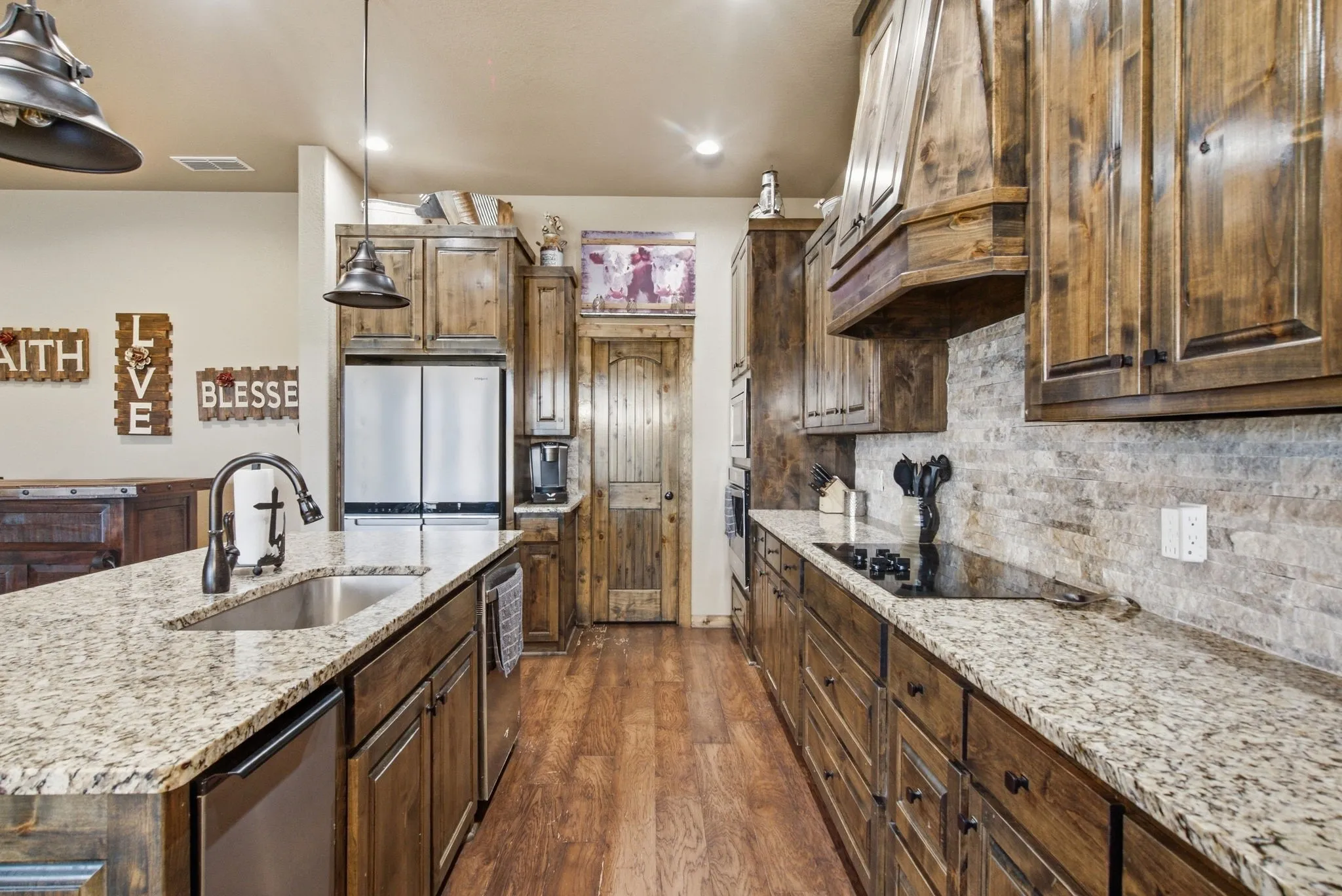 Single Family Residence For Sale in Parker County , 133 Kingston Lane, Weatherford, Texas 76087, 4 Bedroom, 2 Bathroom, 2 Garage spaces, 2,047 Sqft, built in 2020, mls#21396618, Real Estate Agent in Weatherford, Homes For Sale in Parker county, Homes For Sale in Weatherford, Realtor in Weatherford Texas, Real Estate Brokerage Independent Realty Texas, Luminita Cordes Realtor