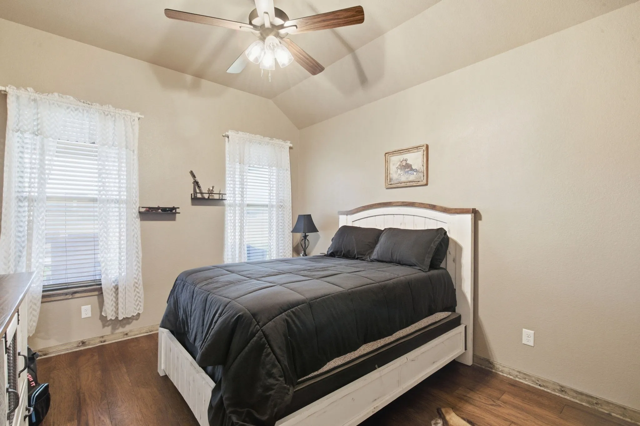 Single Family Residence For Sale in Parker County , 133 Kingston Lane, Weatherford, Texas 76087, 4 Bedroom, 2 Bathroom, 2 Garage spaces, 2,047 Sqft, built in 2020, mls#21396618, Real Estate Agent in Weatherford, Homes For Sale in Parker county, Homes For Sale in Weatherford, Realtor in Weatherford Texas, Real Estate Brokerage Independent Realty Texas, Luminita Cordes Realtor