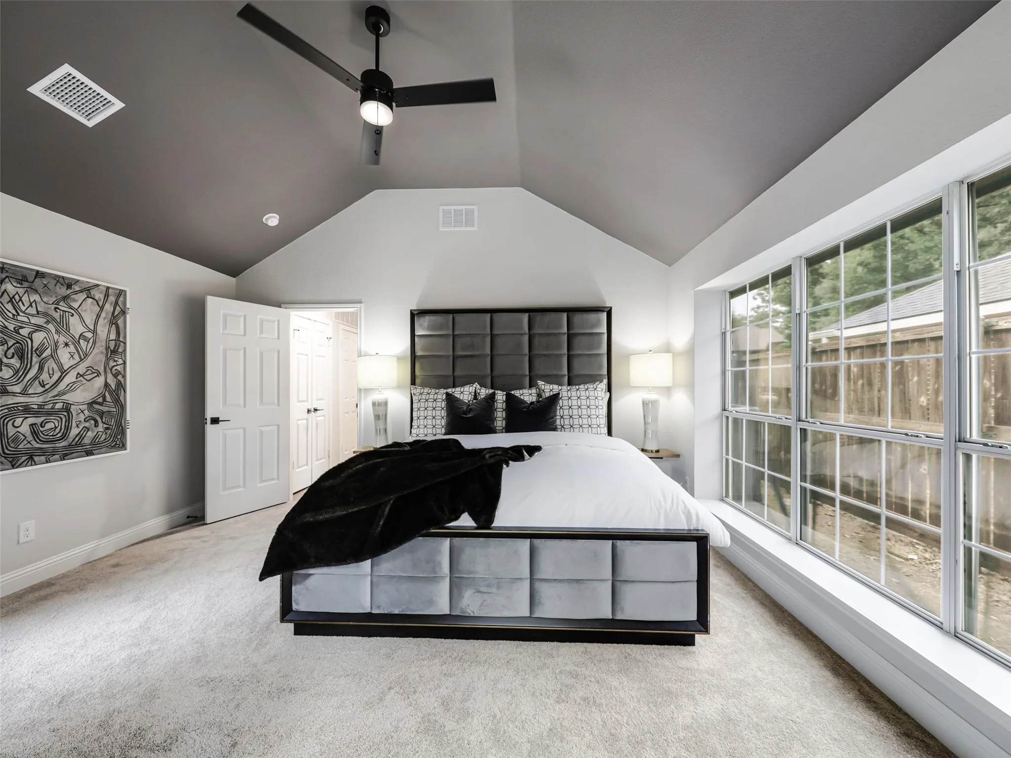 Single Family Residence For Sale in Dallas County , 2409 Hedgeway Circle, Garland, Texas 75044, 3 Bedroom, 2 Bathroom, 2 Garage spaces, 1,722 Sqft, built in 1987, mls#21395262, Real Estate Agent in Garland, Homes For Sale in Dallas county, Homes For Sale in Garland, Realtor in Garland Texas, Real Estate Brokerage Independent Realty Texas, Luminita Cordes Realtor