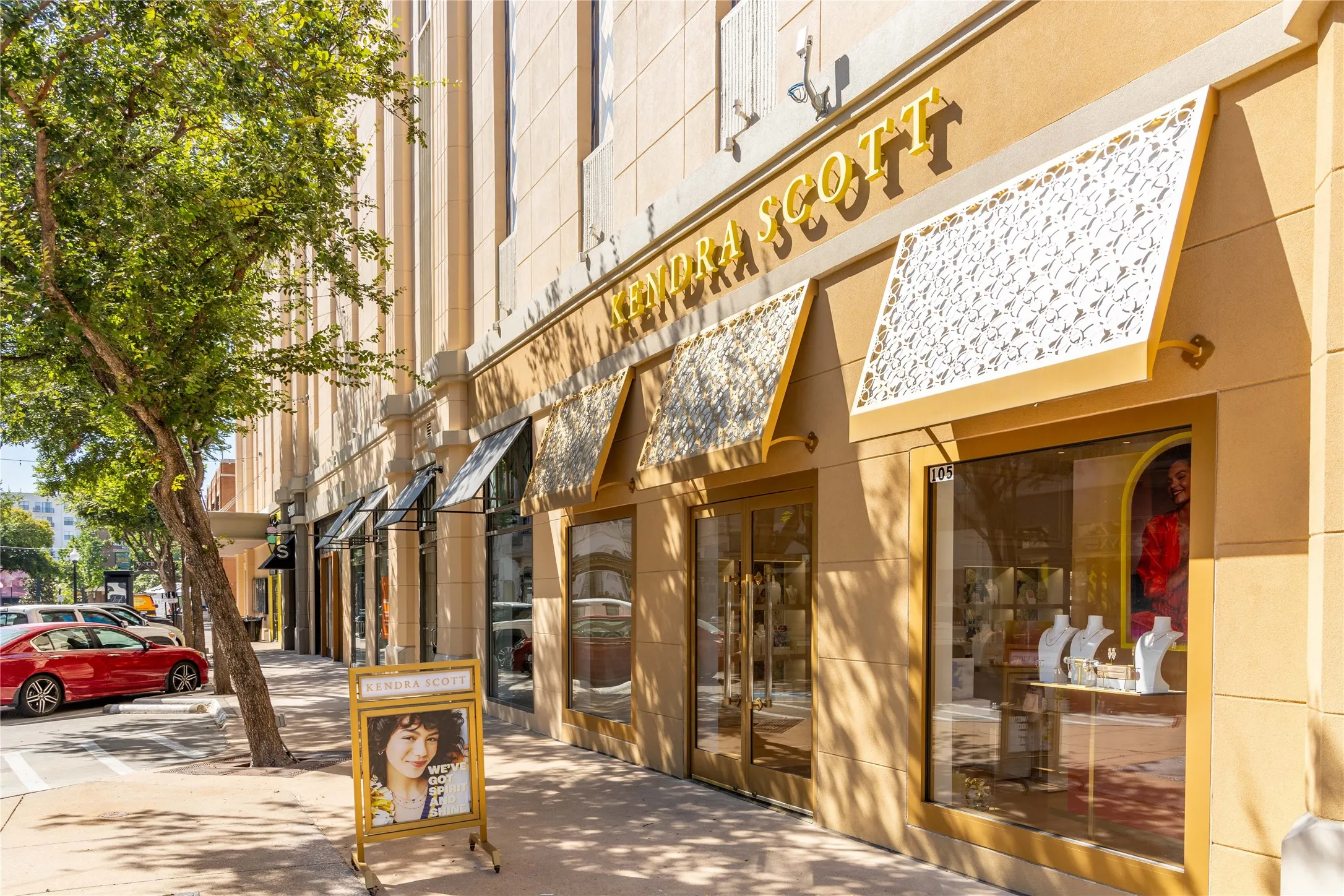 Great shopping minutes away
