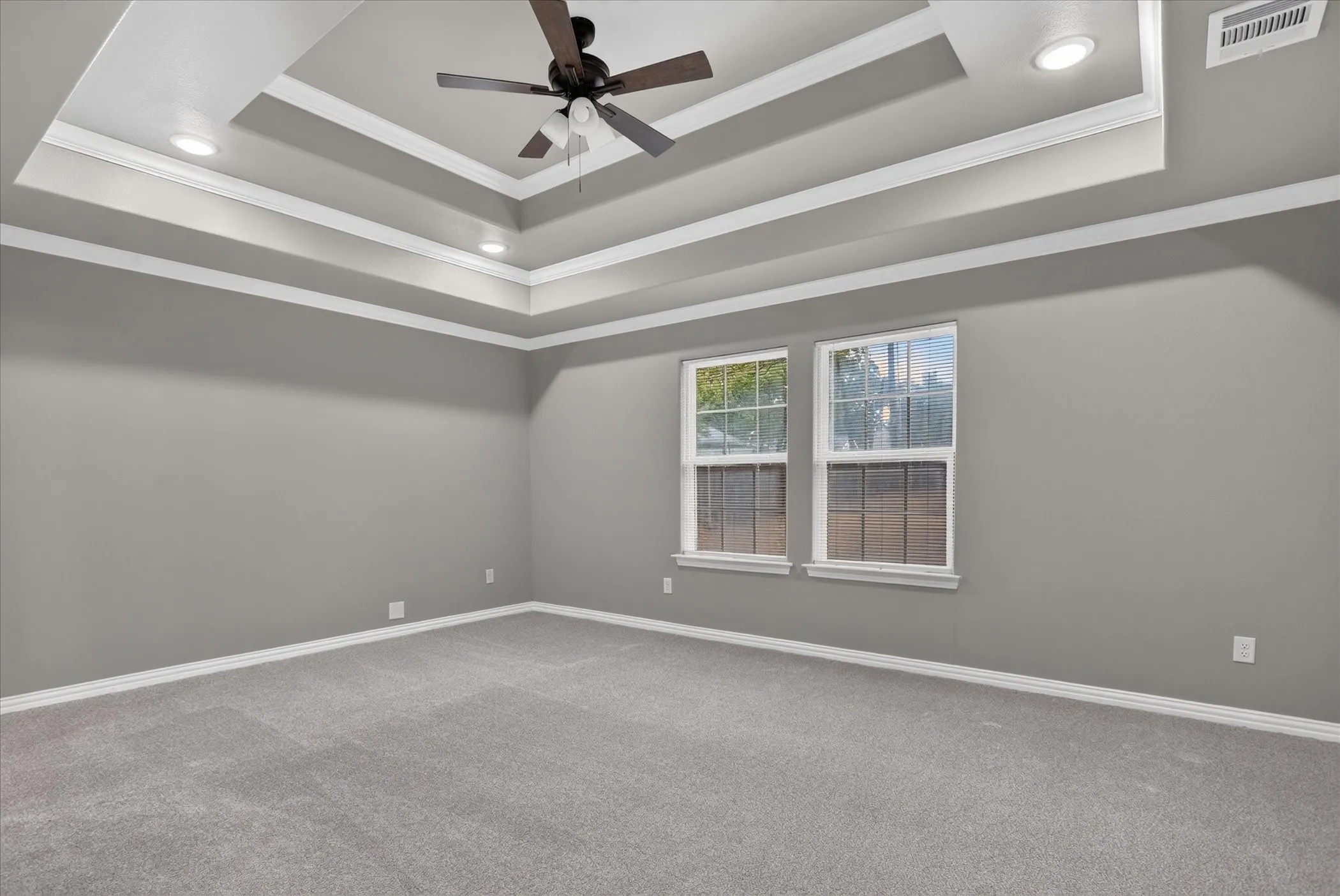 Single Family Residence For Sale in Parker County , 1612 Tanglewood Drive, Azle, Texas 76020, 3 Bedroom, 2 Bathroom, 2 Garage spaces, 1,602 Sqft, built in 2021, mls#21402851, Real Estate Agent in Azle, Homes For Sale in Parker county, Homes For Sale in Azle, Realtor in Azle Texas, Real Estate Brokerage Independent Realty Texas, Luminita Cordes Realtor