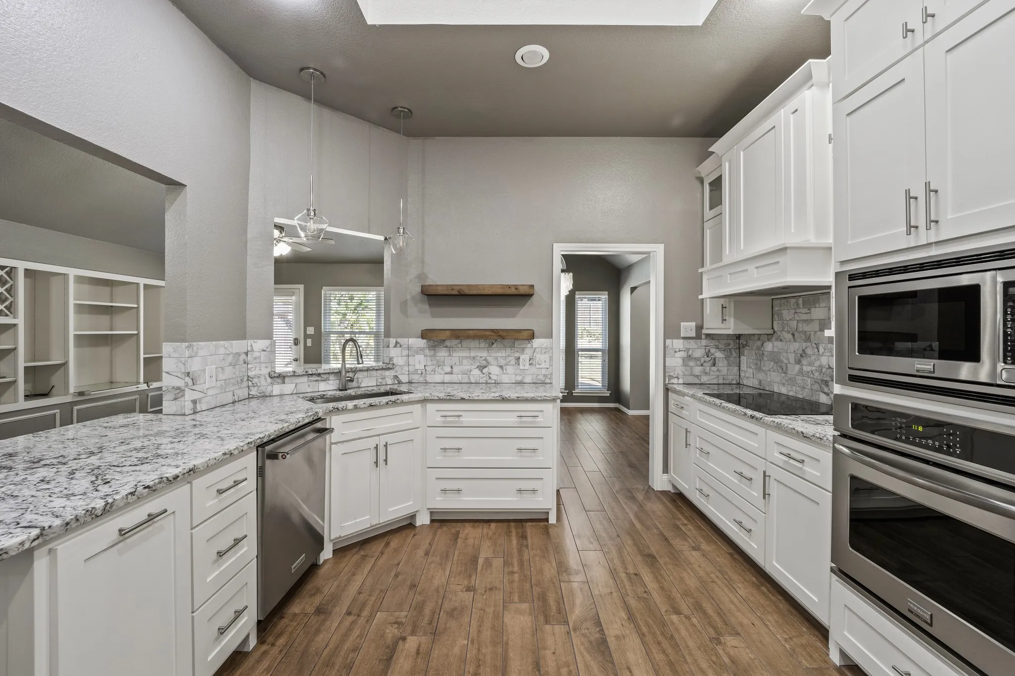 Great kitchen!