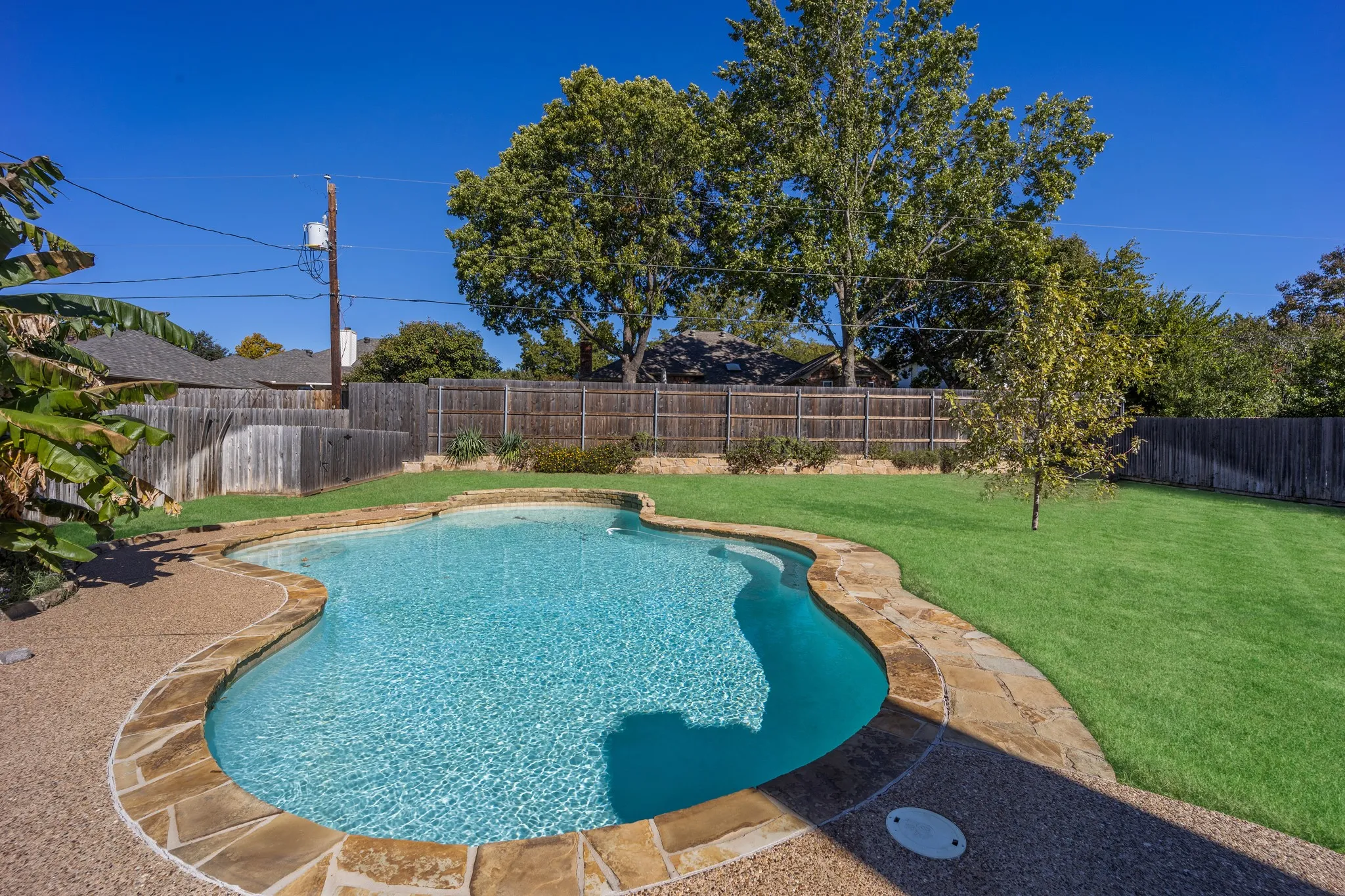 Big pool!
