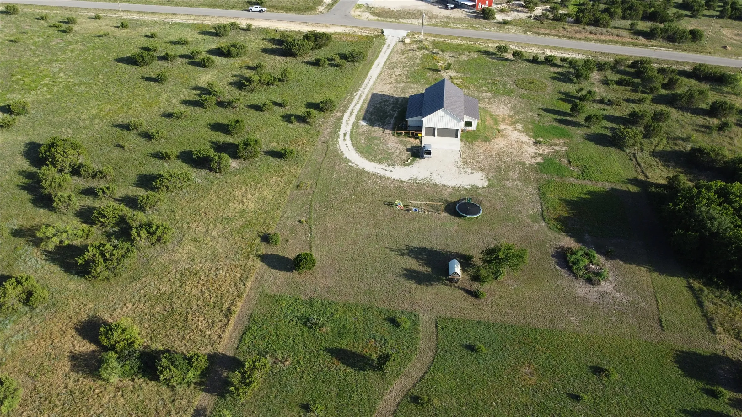 Single Family Residence For Sale in Hood County , 601 Hollow Drive, Lipan, Texas 76462, 3 Bedroom, 3 Bathroom, 3 Garage spaces, 2,361 Sqft, built in 2025, mls#21402852, Real Estate Agent in Lipan, Homes For Sale in Hood county, Homes For Sale in Lipan, Realtor in Lipan Texas, Real Estate Brokerage Independent Realty Texas, Luminita Cordes Realtor