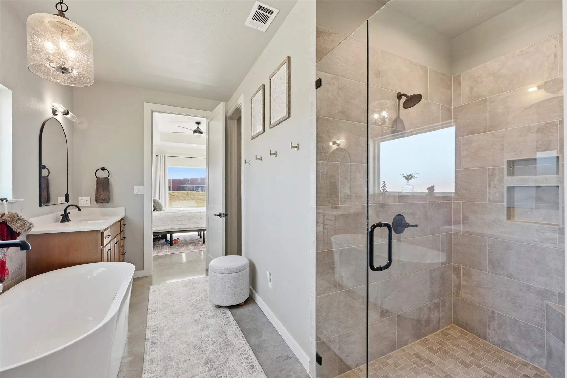 Single Family Residence For Sale in Hood County , 601 Hollow Drive, Lipan, Texas 76462, 3 Bedroom, 3 Bathroom, 3 Garage spaces, 2,361 Sqft, built in 2025, mls#21402852, Real Estate Agent in Lipan, Homes For Sale in Hood county, Homes For Sale in Lipan, Realtor in Lipan Texas, Real Estate Brokerage Independent Realty Texas, Luminita Cordes Realtor