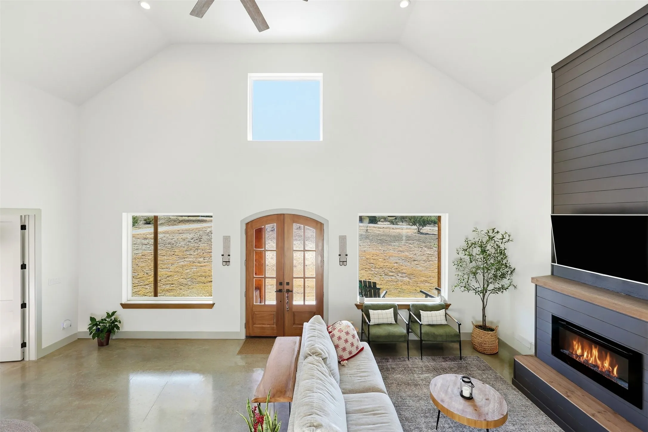 Single Family Residence For Sale in Hood County , 601 Hollow Drive, Lipan, Texas 76462, 3 Bedroom, 3 Bathroom, 3 Garage spaces, 2,361 Sqft, built in 2025, mls#21402852, Real Estate Agent in Lipan, Homes For Sale in Hood county, Homes For Sale in Lipan, Realtor in Lipan Texas, Real Estate Brokerage Independent Realty Texas, Luminita Cordes Realtor