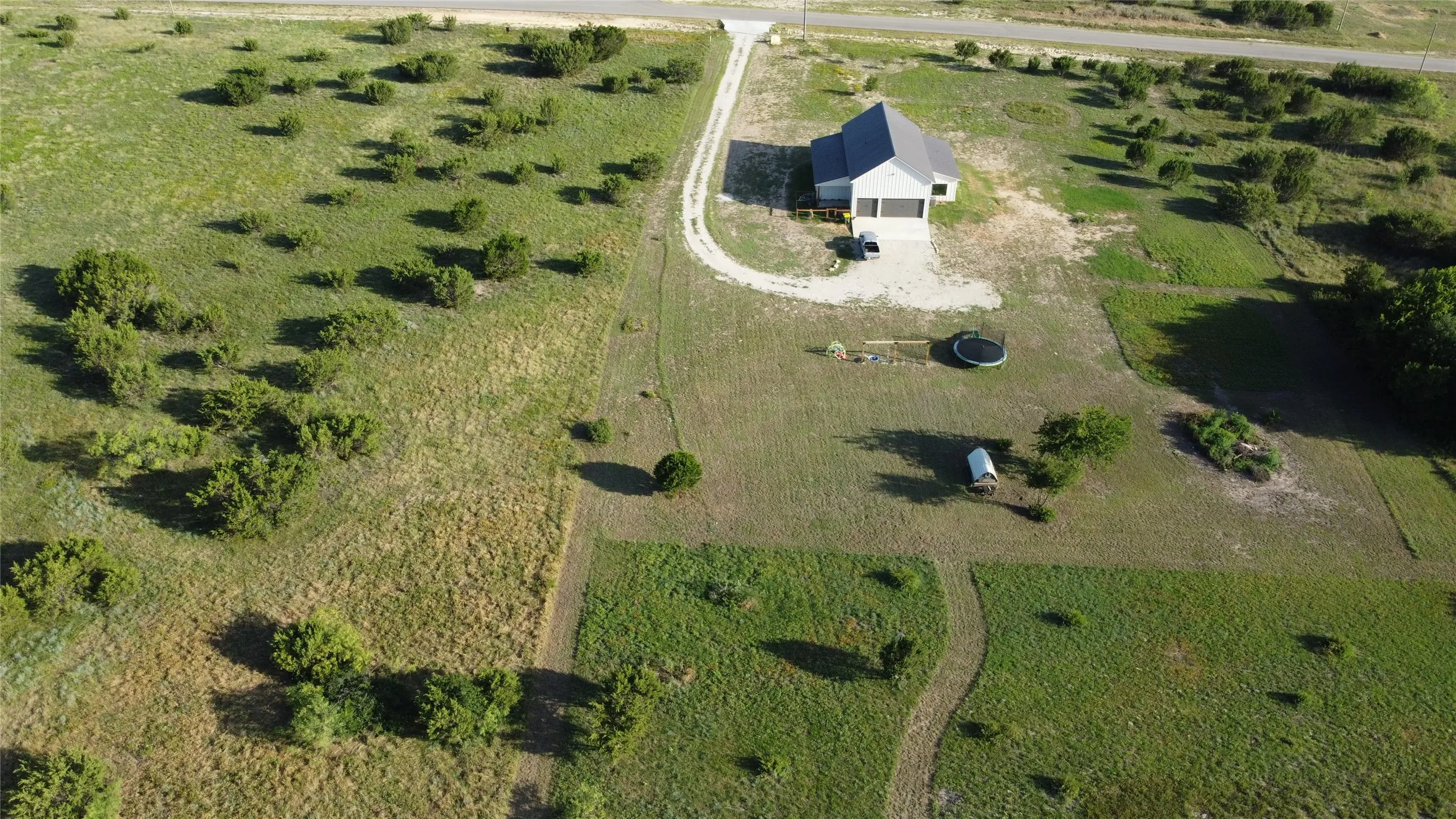 Single Family Residence For Sale in Hood County , 601 Hollow Drive, Lipan, Texas 76462, 3 Bedroom, 3 Bathroom, 3 Garage spaces, 2,361 Sqft, built in 2025, mls#21402852, Real Estate Agent in Lipan, Homes For Sale in Hood county, Homes For Sale in Lipan, Realtor in Lipan Texas, Real Estate Brokerage Independent Realty Texas, Luminita Cordes Realtor