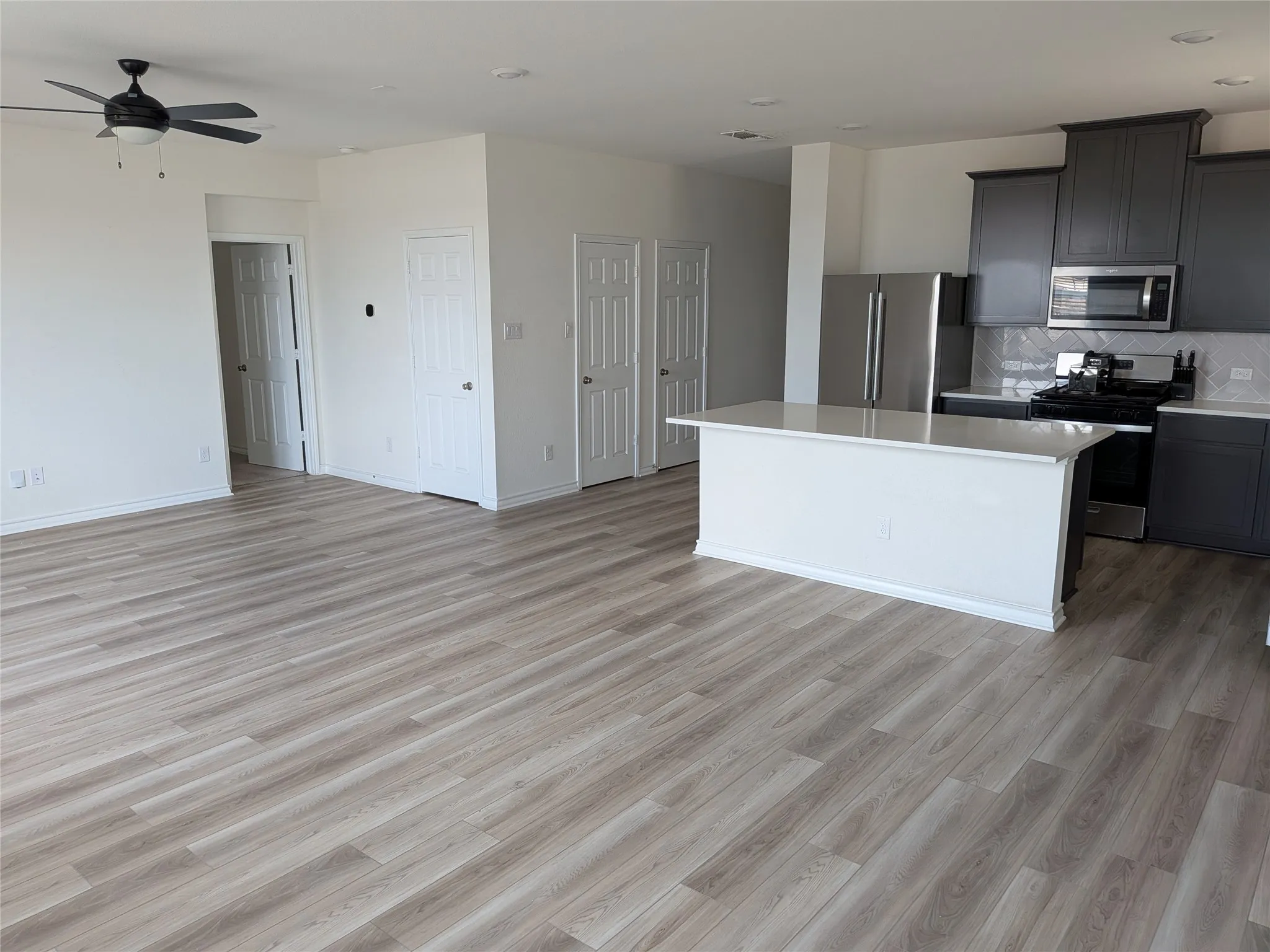 Single Family Residence For Rent in Collin County , 425 Princewood Drive, Princeton, Texas 75407, 4 Bedroom, 2 Bathroom, 2 Garage spaces, 1,825 Sqft, built in 2024, mls#21401875, Real Estate Agent in Princeton, Homes For Rent in Collin county, Homes For Rent in Princeton, Realtor in Princeton Texas, Real Estate Brokerage Independent Realty Texas, Luminita Cordes Realtor
