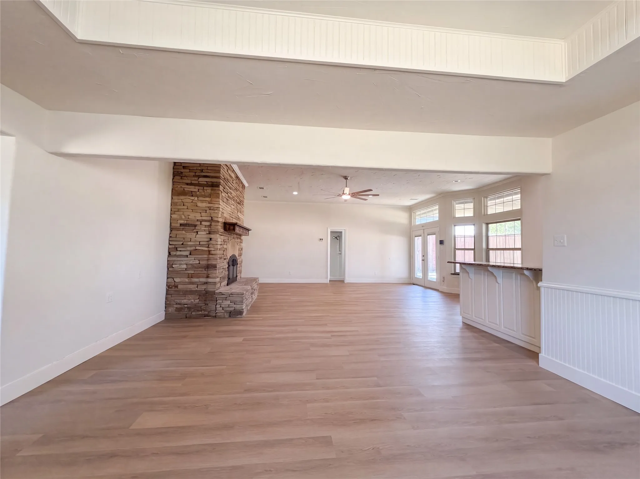 Single Family Residence For Sale in Tarrant County , 2283 N Holland Road, Mansfield, Texas 76063, 4 Bedroom, 3 Bathroom, 2 Garage spaces, 3,815 Sqft, built in 1983, mls#21400492, Real Estate Agent in Mansfield, Homes For Sale in Tarrant county, Homes For Sale in Mansfield, Realtor in Mansfield Texas, Real Estate Brokerage Independent Realty Texas, Luminita Cordes Realtor