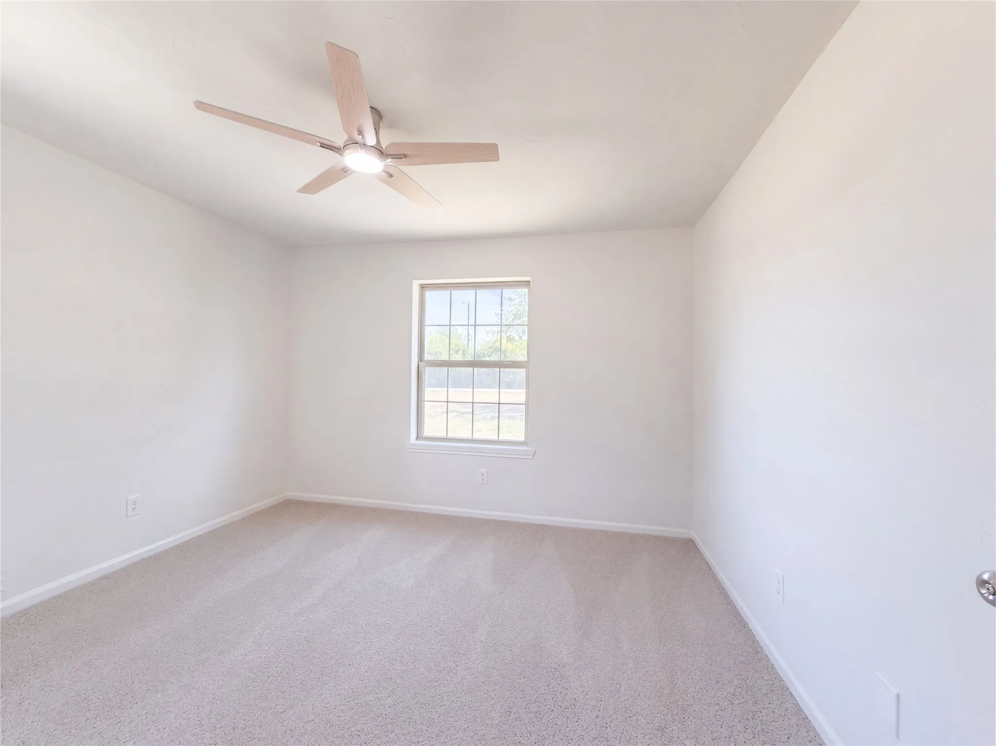 Single Family Residence For Sale in Tarrant County , 2283 N Holland Road, Mansfield, Texas 76063, 4 Bedroom, 3 Bathroom, 2 Garage spaces, 3,815 Sqft, built in 1983, mls#21400492, Real Estate Agent in Mansfield, Homes For Sale in Tarrant county, Homes For Sale in Mansfield, Realtor in Mansfield Texas, Real Estate Brokerage Independent Realty Texas, Luminita Cordes Realtor