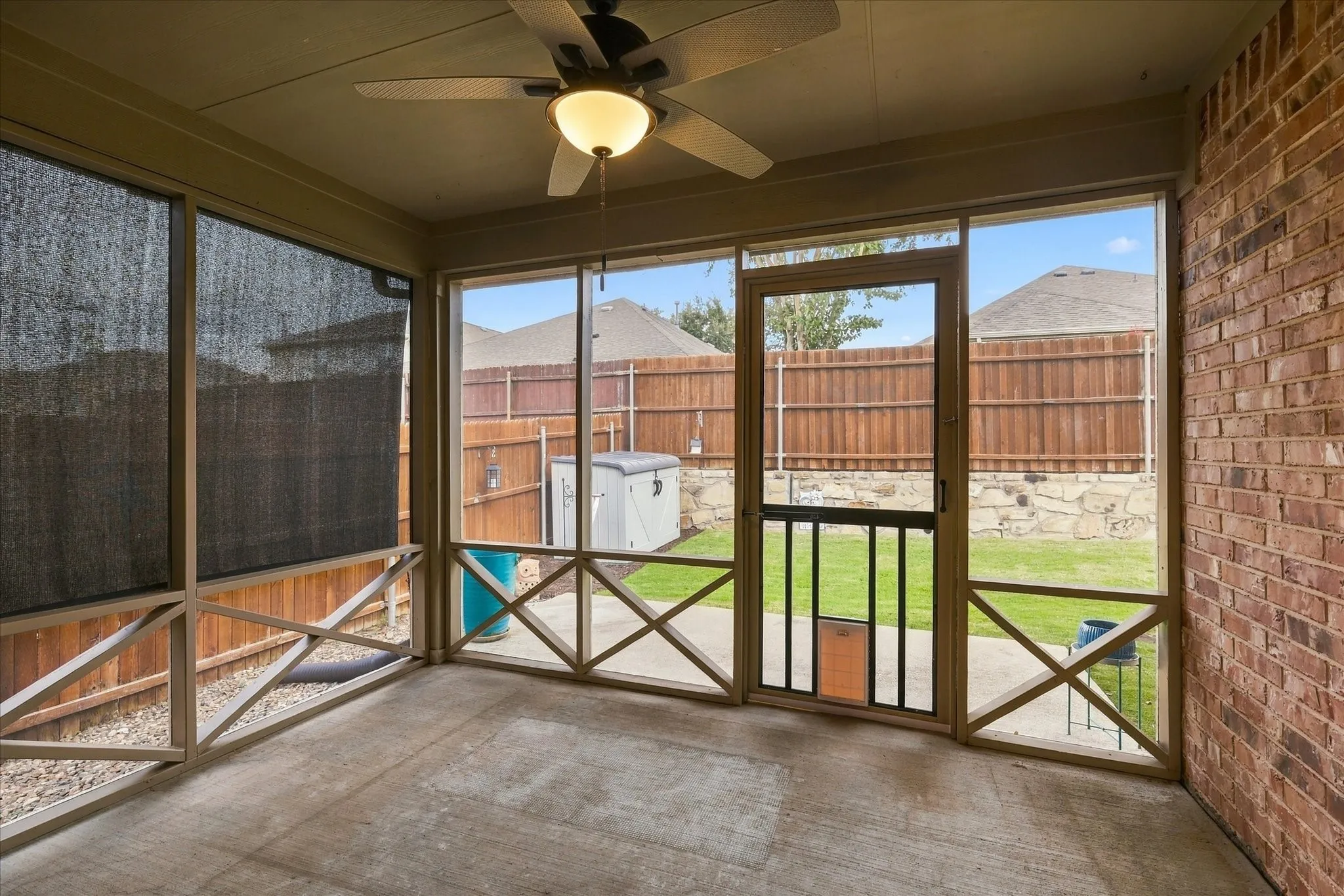 Single Family Residence For Sale in Denton County , 1629 Falconet Court, Carrollton, Texas 75010, 3 Bedroom, 2 Bathroom, 2 Garage spaces, 2,086 Sqft, built in 2012, mls#21398031, Real Estate Agent in Carrollton, Homes For Sale in Denton county, Homes For Sale in Carrollton, Realtor in Carrollton Texas, Real Estate Brokerage Independent Realty Texas, Luminita Cordes Realtor