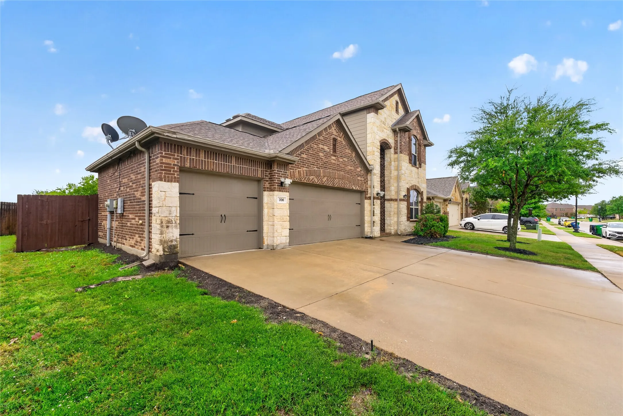 Single Family Residence For Rent in Rockwall County , 336 Chamberlain Drive, Fate, Texas 75189, 4 Bedroom, 3 Bathroom, 3 Garage spaces, 3,067 Sqft, built in 2017, mls#21402338, Real Estate Agent in Fate, Homes For Rent in Rockwall county, Homes For Rent in Fate, Realtor in Fate Texas, Real Estate Brokerage Independent Realty Texas, Luminita Cordes Realtor
