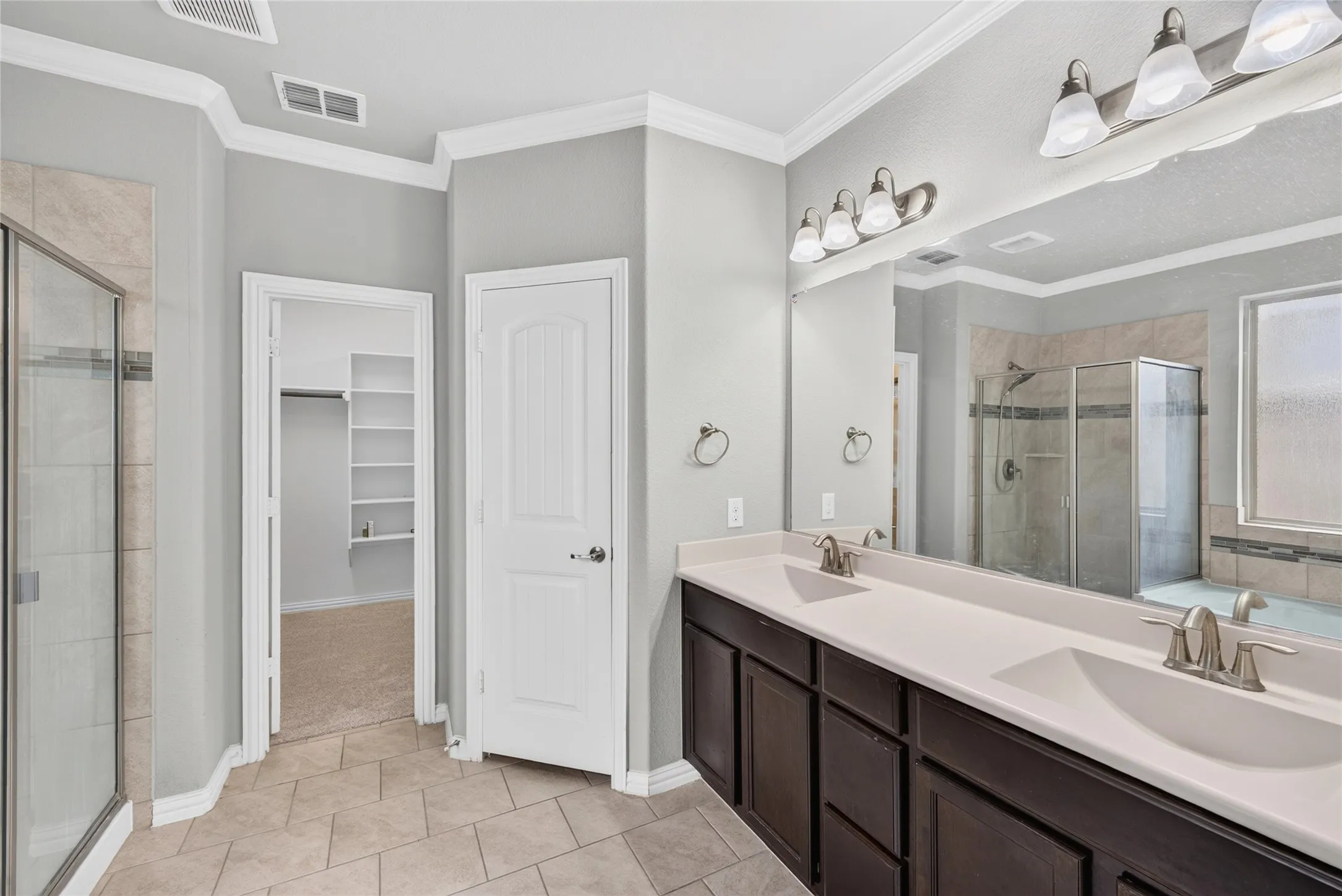 Single Family Residence For Rent in Rockwall County , 336 Chamberlain Drive, Fate, Texas 75189, 4 Bedroom, 3 Bathroom, 3 Garage spaces, 3,067 Sqft, built in 2017, mls#21402338, Real Estate Agent in Fate, Homes For Rent in Rockwall county, Homes For Rent in Fate, Realtor in Fate Texas, Real Estate Brokerage Independent Realty Texas, Luminita Cordes Realtor