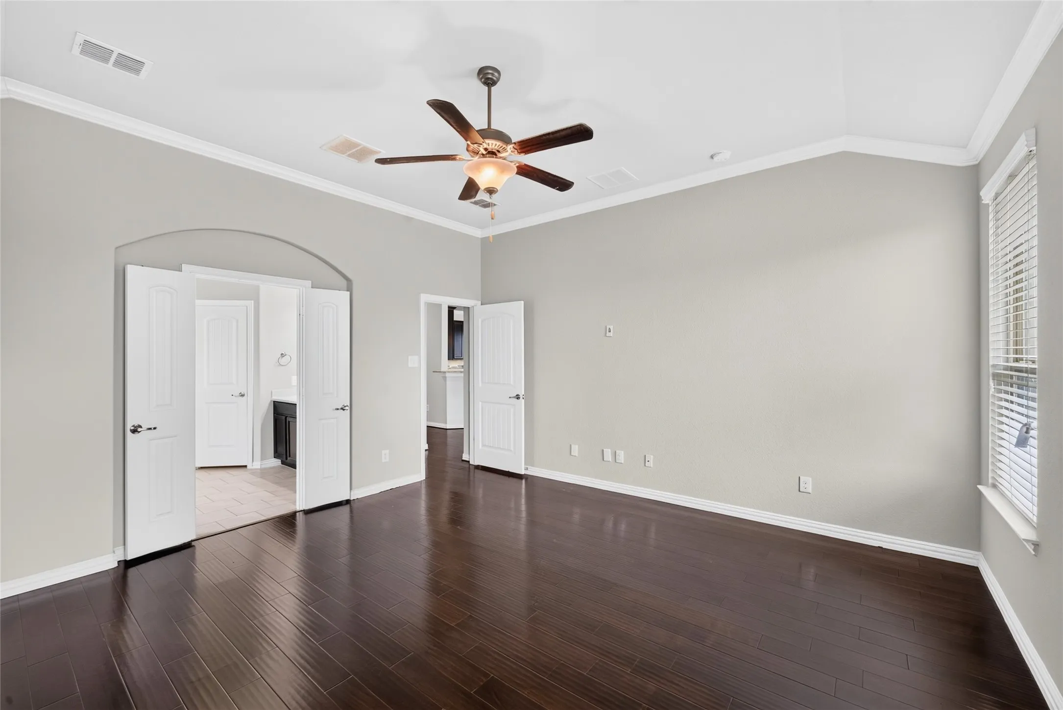Single Family Residence For Rent in Rockwall County , 336 Chamberlain Drive, Fate, Texas 75189, 4 Bedroom, 3 Bathroom, 3 Garage spaces, 3,067 Sqft, built in 2017, mls#21402338, Real Estate Agent in Fate, Homes For Rent in Rockwall county, Homes For Rent in Fate, Realtor in Fate Texas, Real Estate Brokerage Independent Realty Texas, Luminita Cordes Realtor