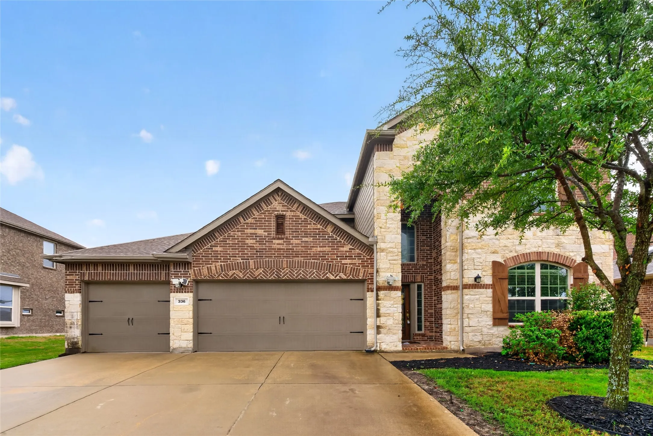 Single Family Residence For Rent in Rockwall County , 336 Chamberlain Drive, Fate, Texas 75189, 4 Bedroom, 3 Bathroom, 3 Garage spaces, 3,067 Sqft, built in 2017, mls#21402338, Real Estate Agent in Fate, Homes For Rent in Rockwall county, Homes For Rent in Fate, Realtor in Fate Texas, Real Estate Brokerage Independent Realty Texas, Luminita Cordes Realtor