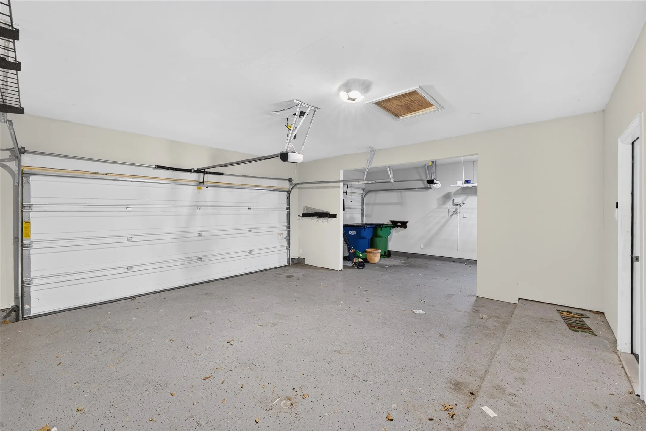 Single Family Residence For Rent in Rockwall County , 336 Chamberlain Drive, Fate, Texas 75189, 4 Bedroom, 3 Bathroom, 3 Garage spaces, 3,067 Sqft, built in 2017, mls#21402338, Real Estate Agent in Fate, Homes For Rent in Rockwall county, Homes For Rent in Fate, Realtor in Fate Texas, Real Estate Brokerage Independent Realty Texas, Luminita Cordes Realtor
