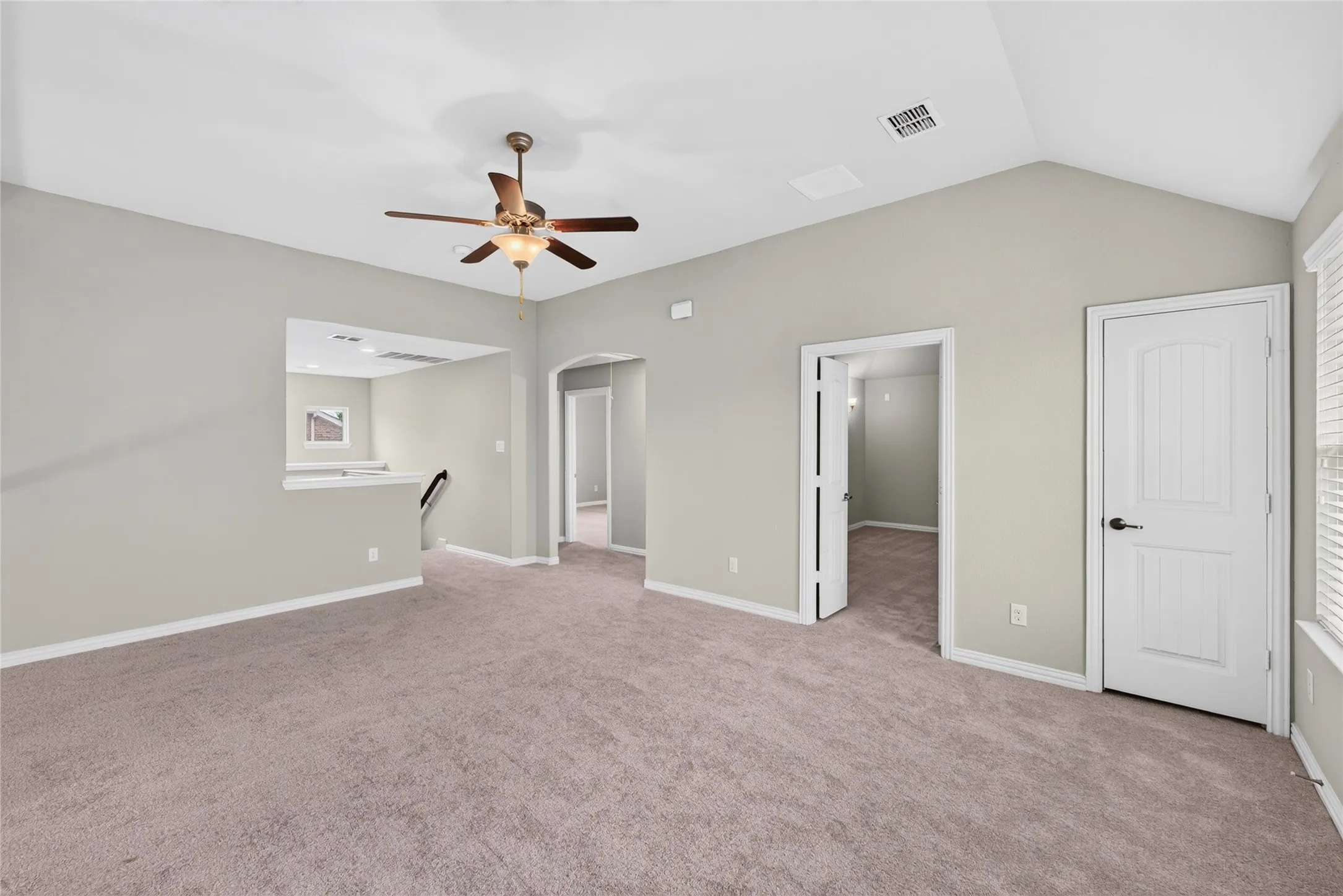 Single Family Residence For Rent in Rockwall County , 336 Chamberlain Drive, Fate, Texas 75189, 4 Bedroom, 3 Bathroom, 3 Garage spaces, 3,067 Sqft, built in 2017, mls#21402338, Real Estate Agent in Fate, Homes For Rent in Rockwall county, Homes For Rent in Fate, Realtor in Fate Texas, Real Estate Brokerage Independent Realty Texas, Luminita Cordes Realtor