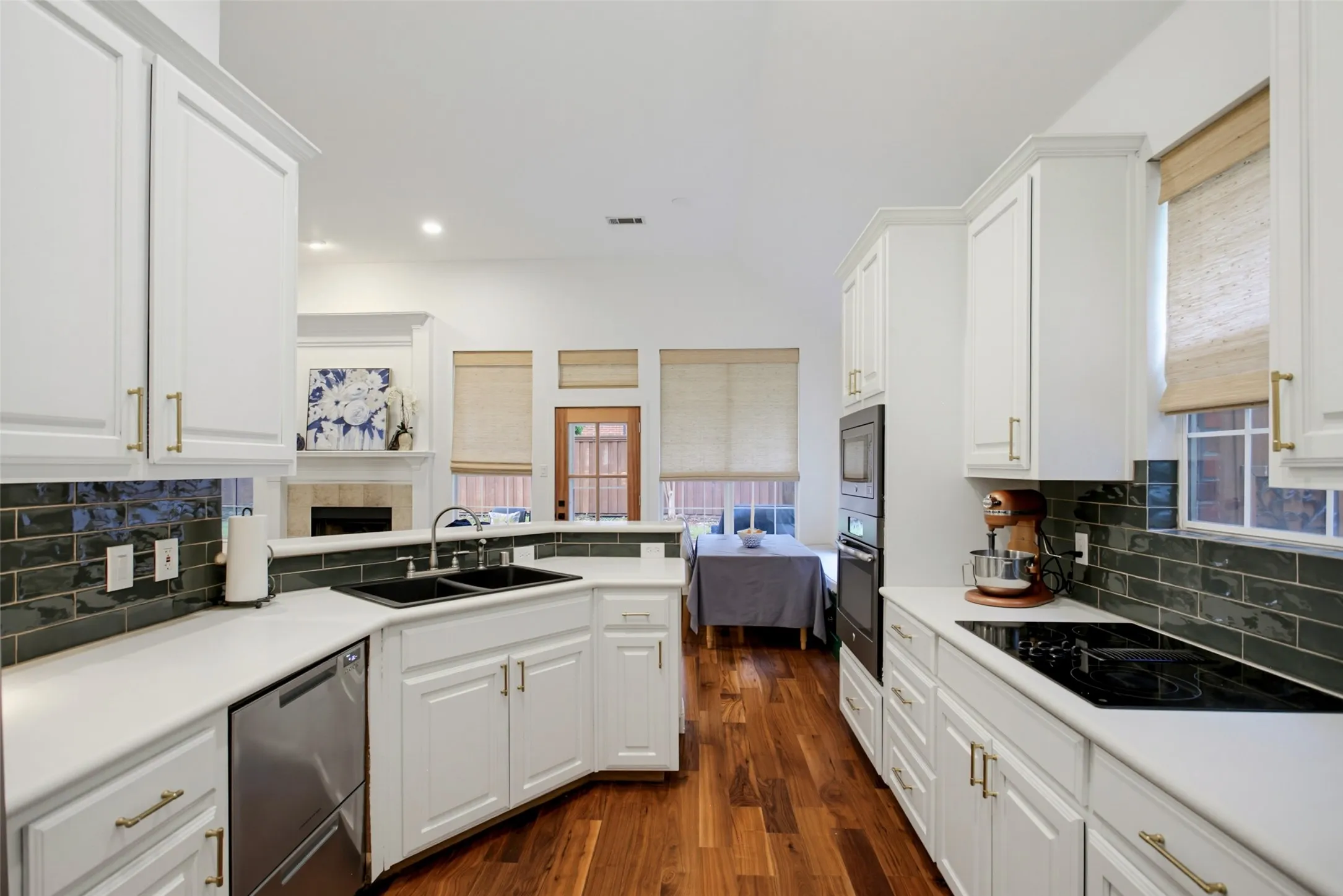 Single Family Residence For Sale in Collin County , 5317 Sandstone Lane, Mc Kinney, Texas 75072, 3 Bedroom, 2 Bathroom, 2 Garage spaces, 1,849 Sqft, built in 2001, mls#21402495, Real Estate Agent in Mc Kinney, Homes For Sale in Collin county, Homes For Sale in Mc Kinney, Realtor in Mc Kinney Texas, Real Estate Brokerage Independent Realty Texas, Luminita Cordes Realtor