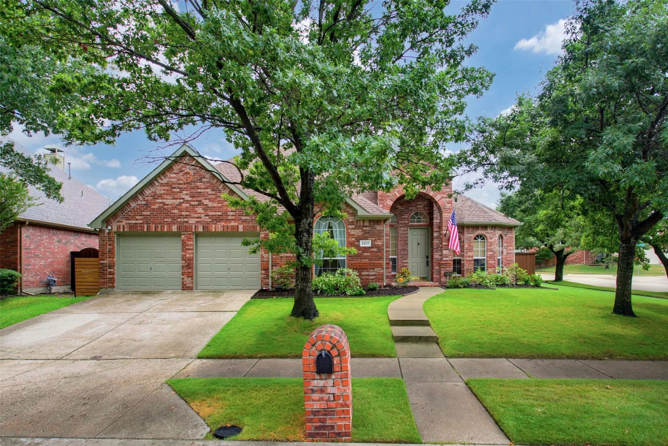 Single Family Residence For Sale in Collin County , 5317 Sandstone Lane, Mc Kinney, Texas 75072, 3 Bedroom, 2 Bathroom, 2 Garage spaces, 1,849 Sqft, built in 2001, mls#21402495, Real Estate Agent in Mc Kinney, Homes For Sale in Collin county, Homes For Sale in Mc Kinney, Realtor in Mc Kinney Texas, Real Estate Brokerage Independent Realty Texas, Luminita Cordes Realtor