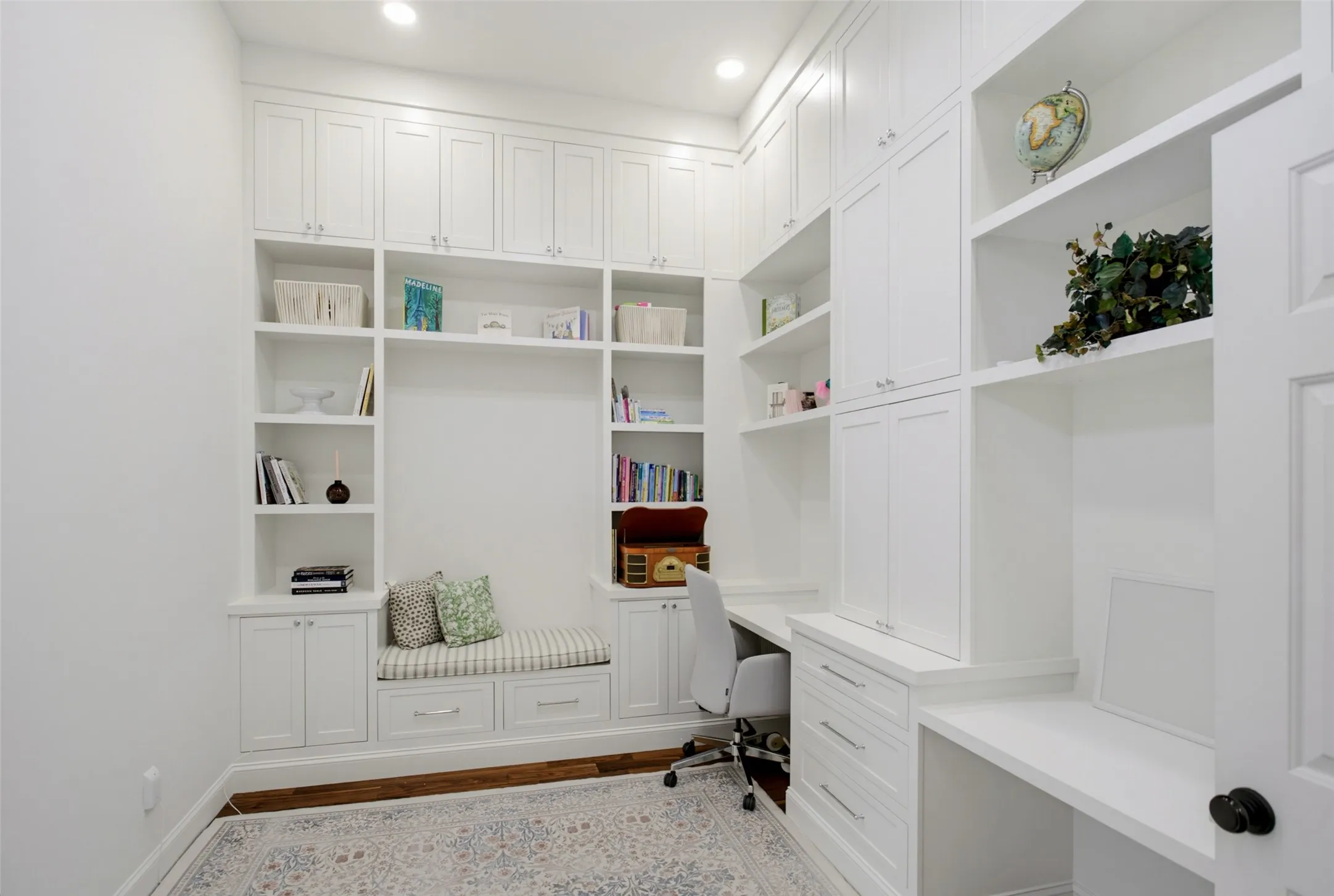 flex space could be 2nd living, office, play room