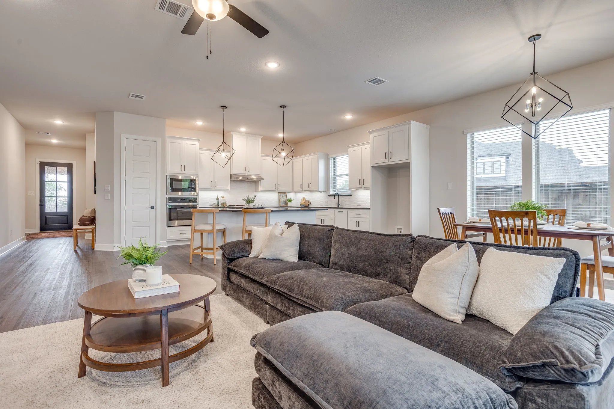 Single Family Residence For Sale in Johnson County , 1919 Birch Street, Mansfield, Texas 76063, 3 Bedroom, 2 Bathroom, 2 Garage spaces, 2,332 Sqft, built in 2023, mls#21402767, Real Estate Agent in Mansfield, Homes For Sale in Johnson county, Homes For Sale in Mansfield, Realtor in Mansfield Texas, Real Estate Brokerage Independent Realty Texas, Luminita Cordes Realtor