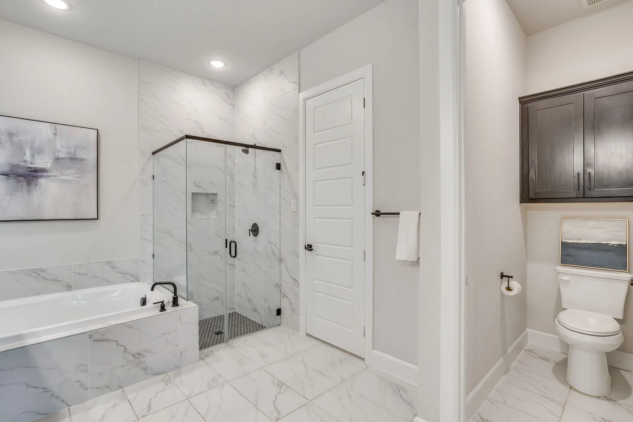Single Family Residence For Sale in Johnson County , 1919 Birch Street, Mansfield, Texas 76063, 3 Bedroom, 2 Bathroom, 2 Garage spaces, 2,332 Sqft, built in 2023, mls#21402767, Real Estate Agent in Mansfield, Homes For Sale in Johnson county, Homes For Sale in Mansfield, Realtor in Mansfield Texas, Real Estate Brokerage Independent Realty Texas, Luminita Cordes Realtor