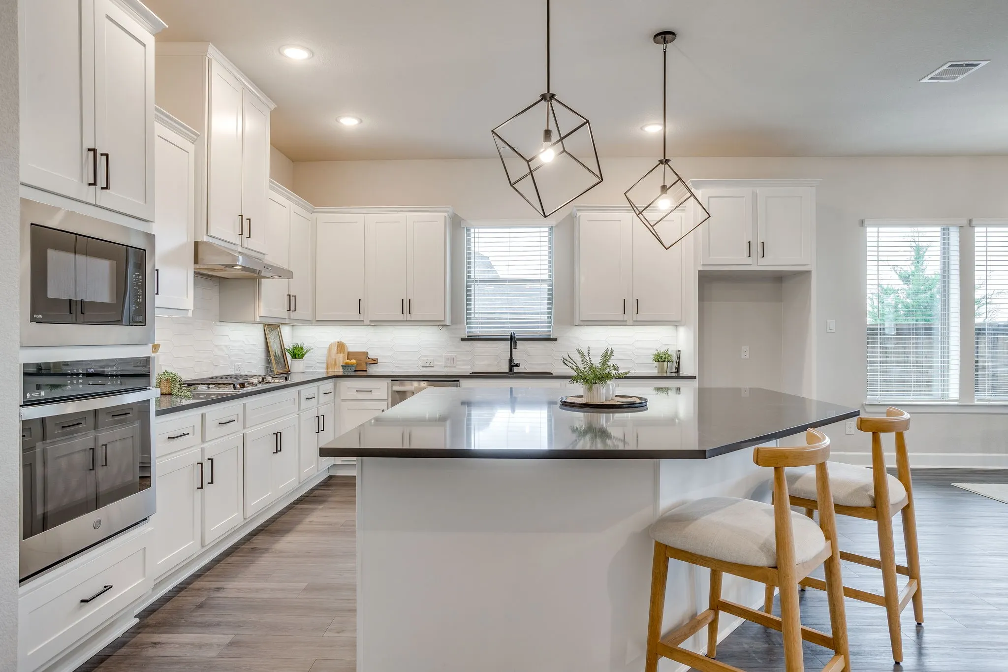 Single Family Residence For Sale in Johnson County , 1919 Birch Street, Mansfield, Texas 76063, 3 Bedroom, 2 Bathroom, 2 Garage spaces, 2,332 Sqft, built in 2023, mls#21402767, Real Estate Agent in Mansfield, Homes For Sale in Johnson county, Homes For Sale in Mansfield, Realtor in Mansfield Texas, Real Estate Brokerage Independent Realty Texas, Luminita Cordes Realtor